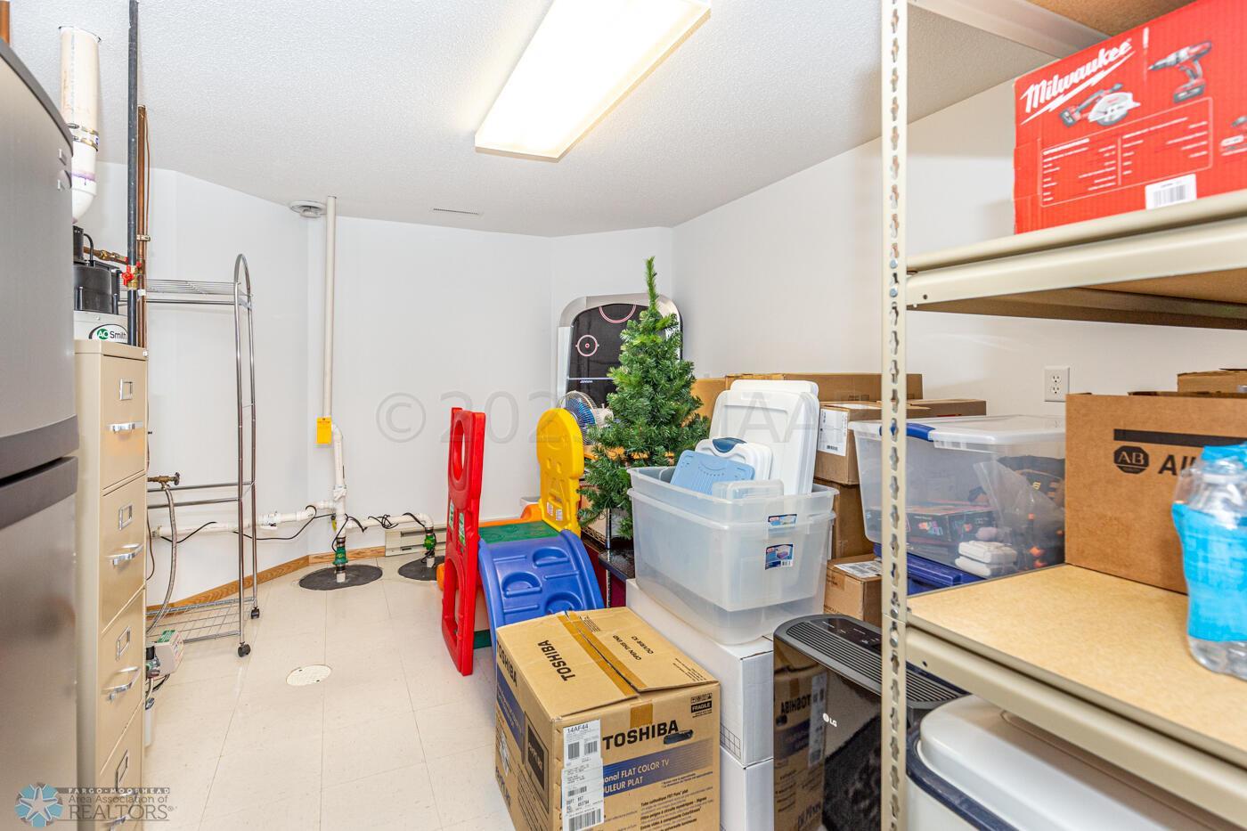 Storage/Utility