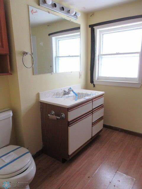 Main Floor Full Bathroom