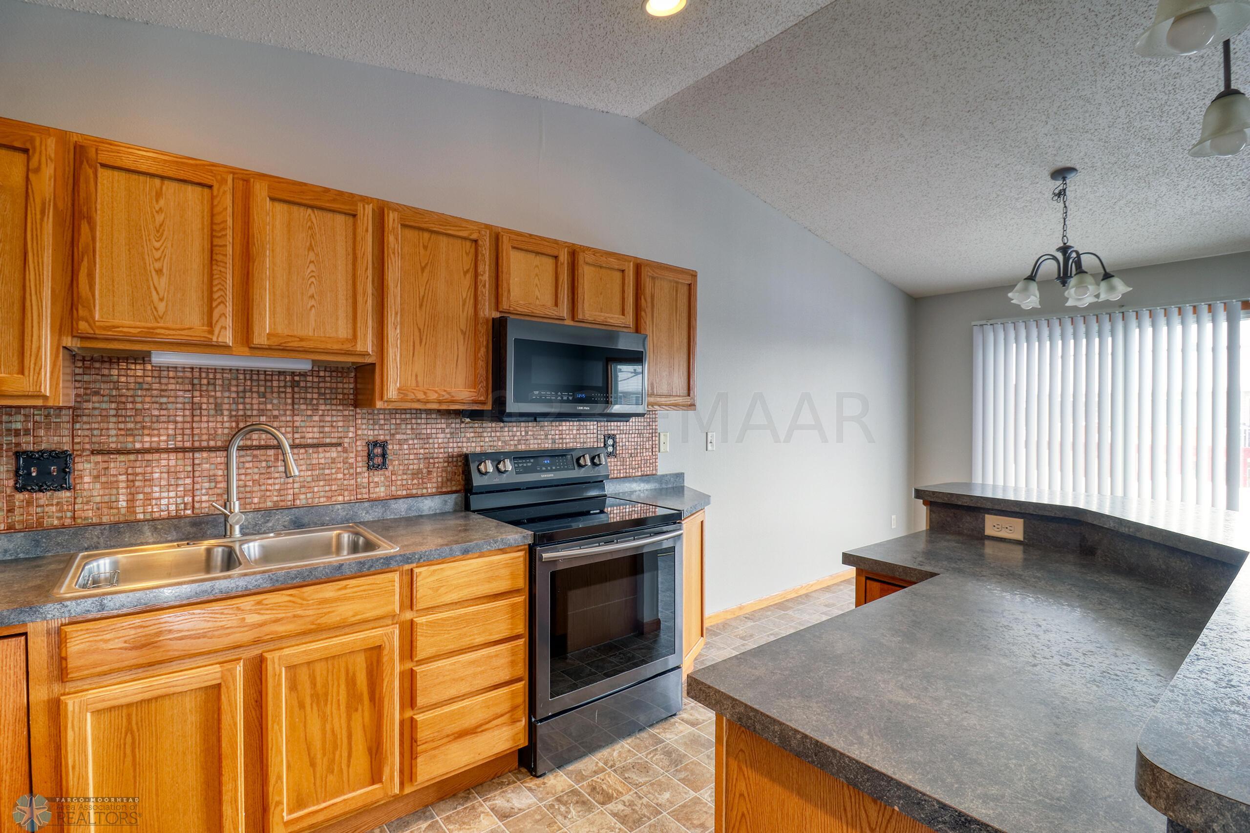 Kitchen 4