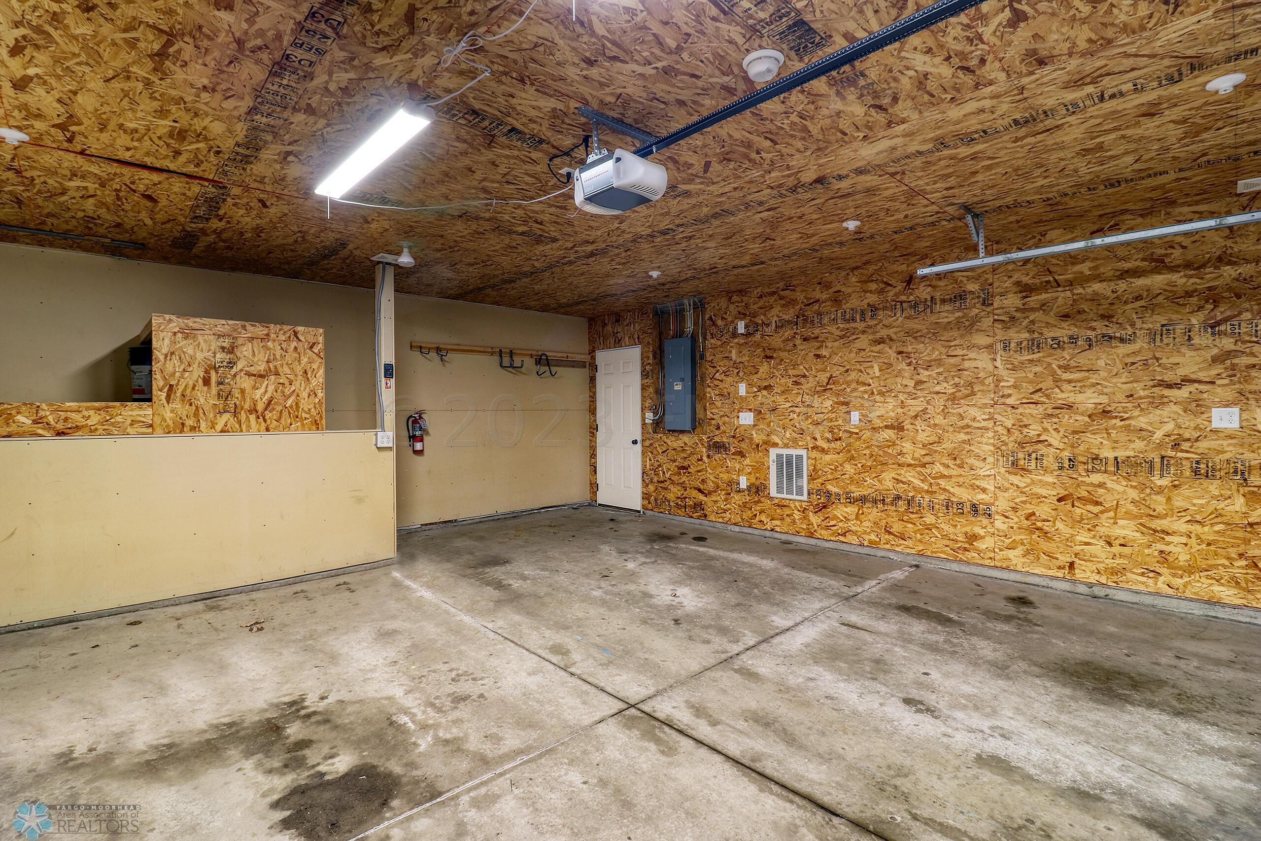 Garage 1