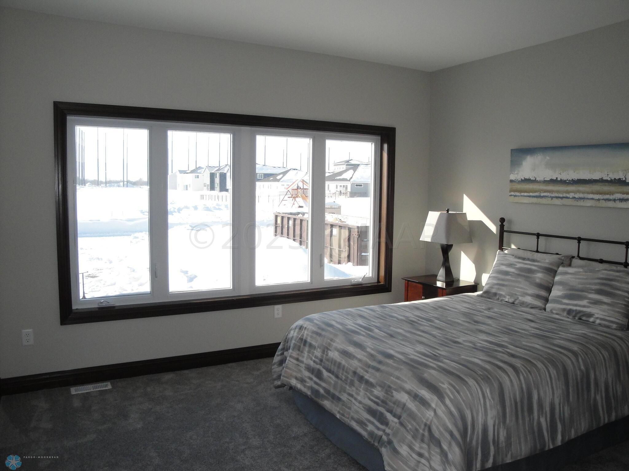 2nd bedroom - Main Level