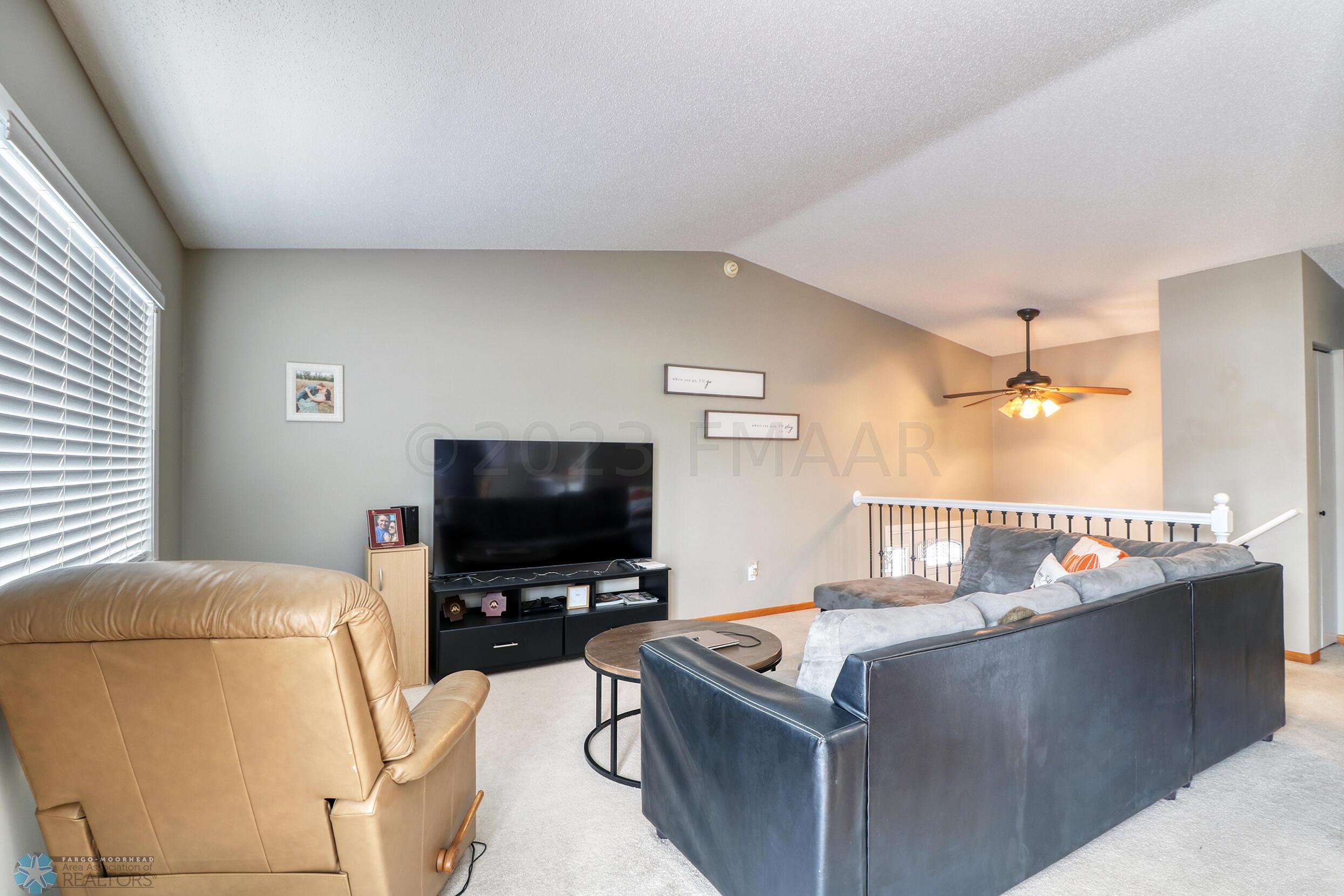 Living Area1_2