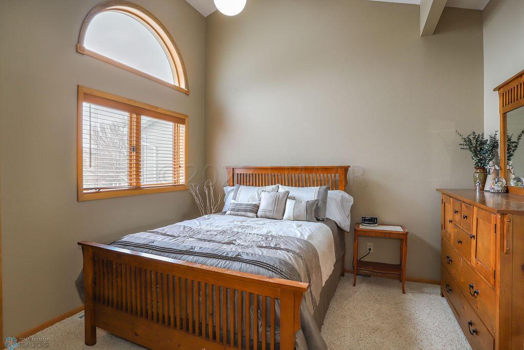 2nd bed upstairs