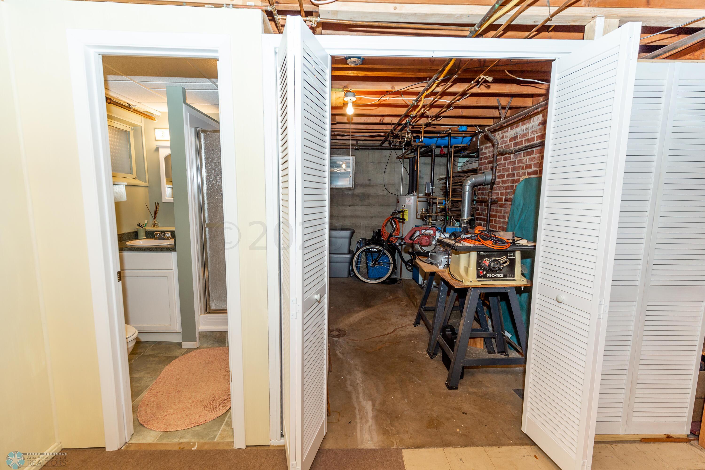 Basement Bathroom & Utility Room