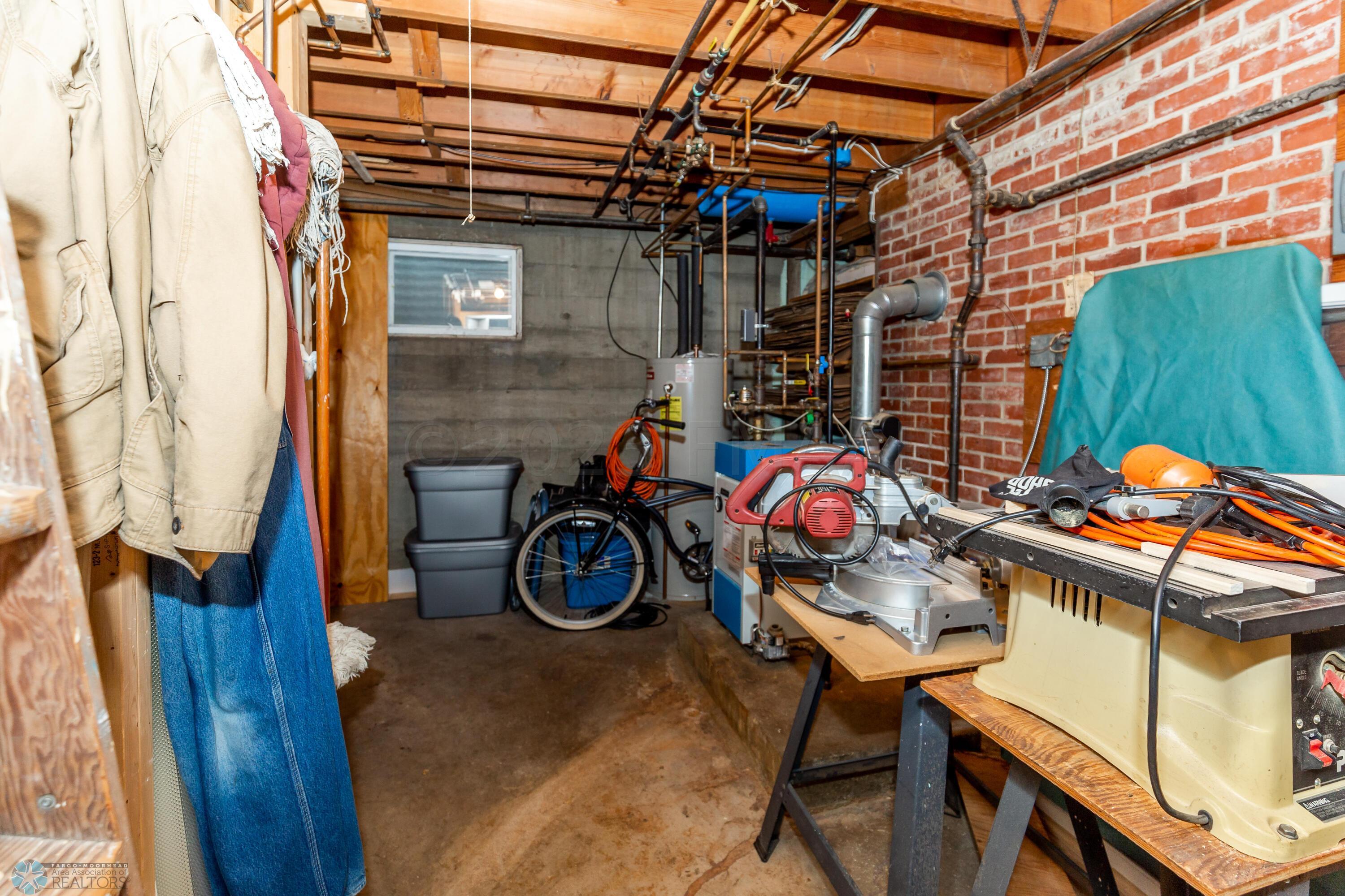 Gas Hot Water Heater and Boiler