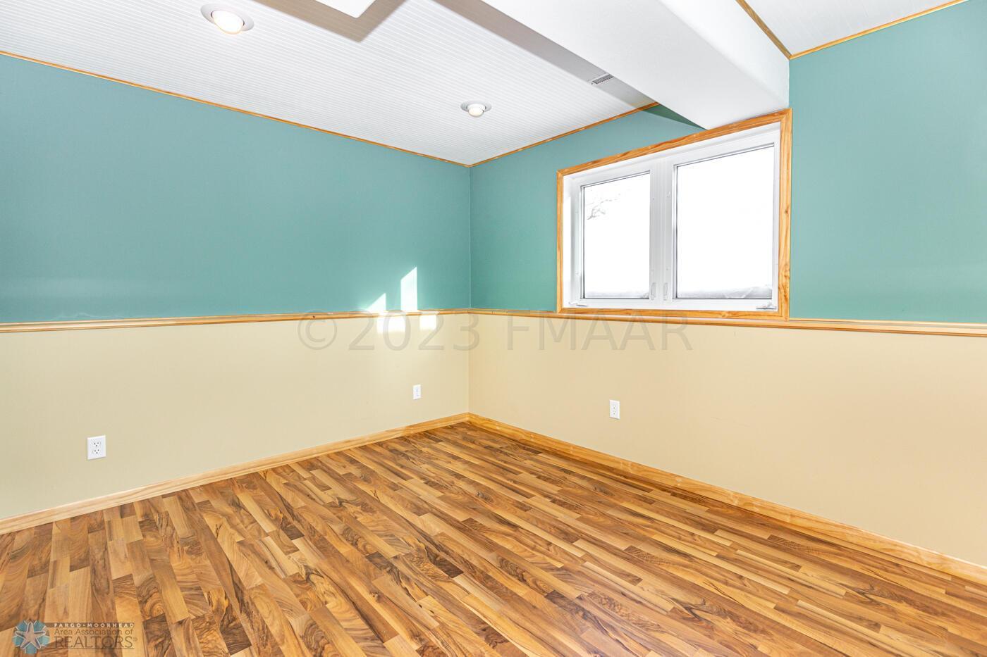 bedroom4