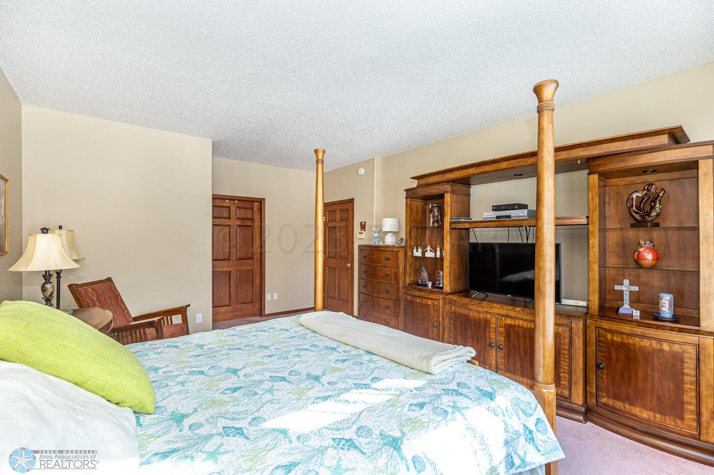 Primary Bed