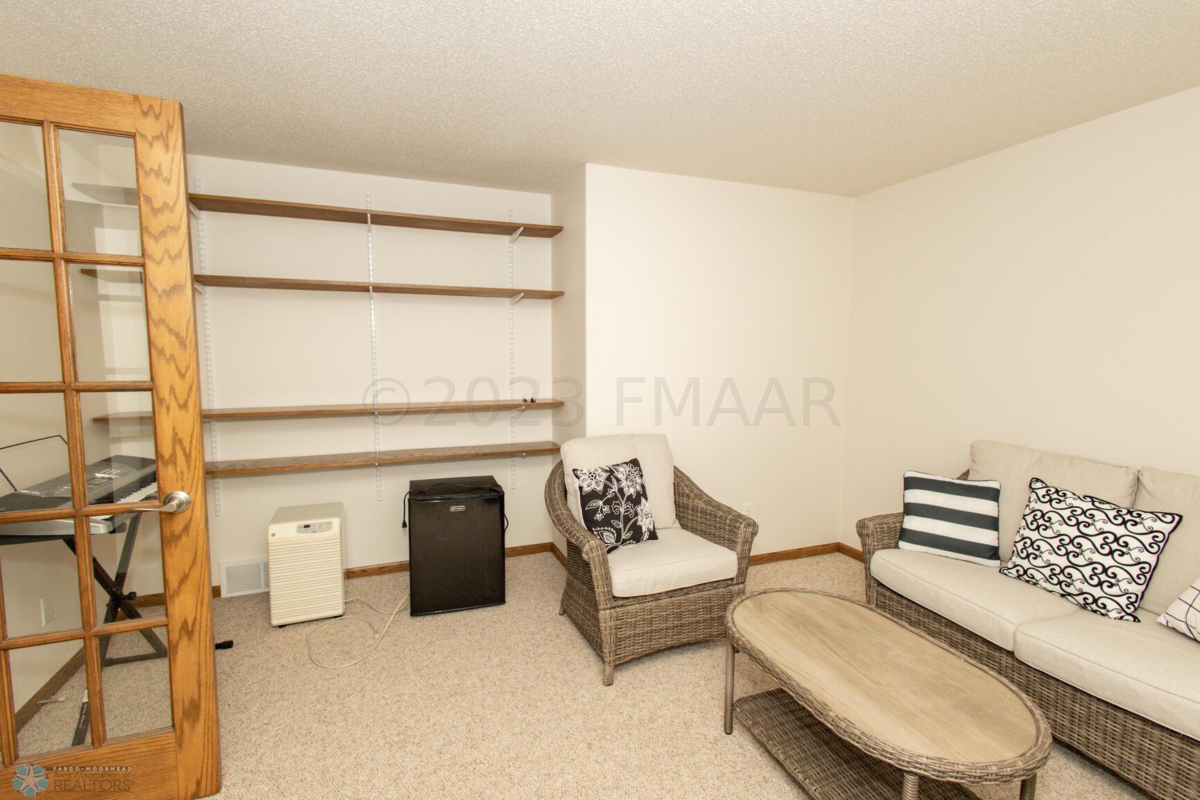 Flex Room
