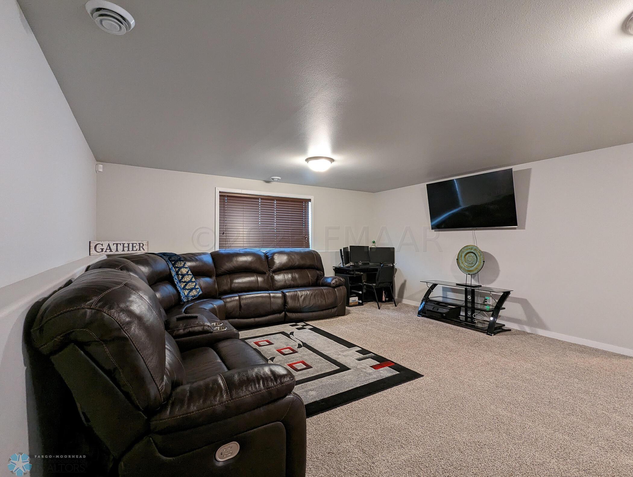 L2P035-142825453