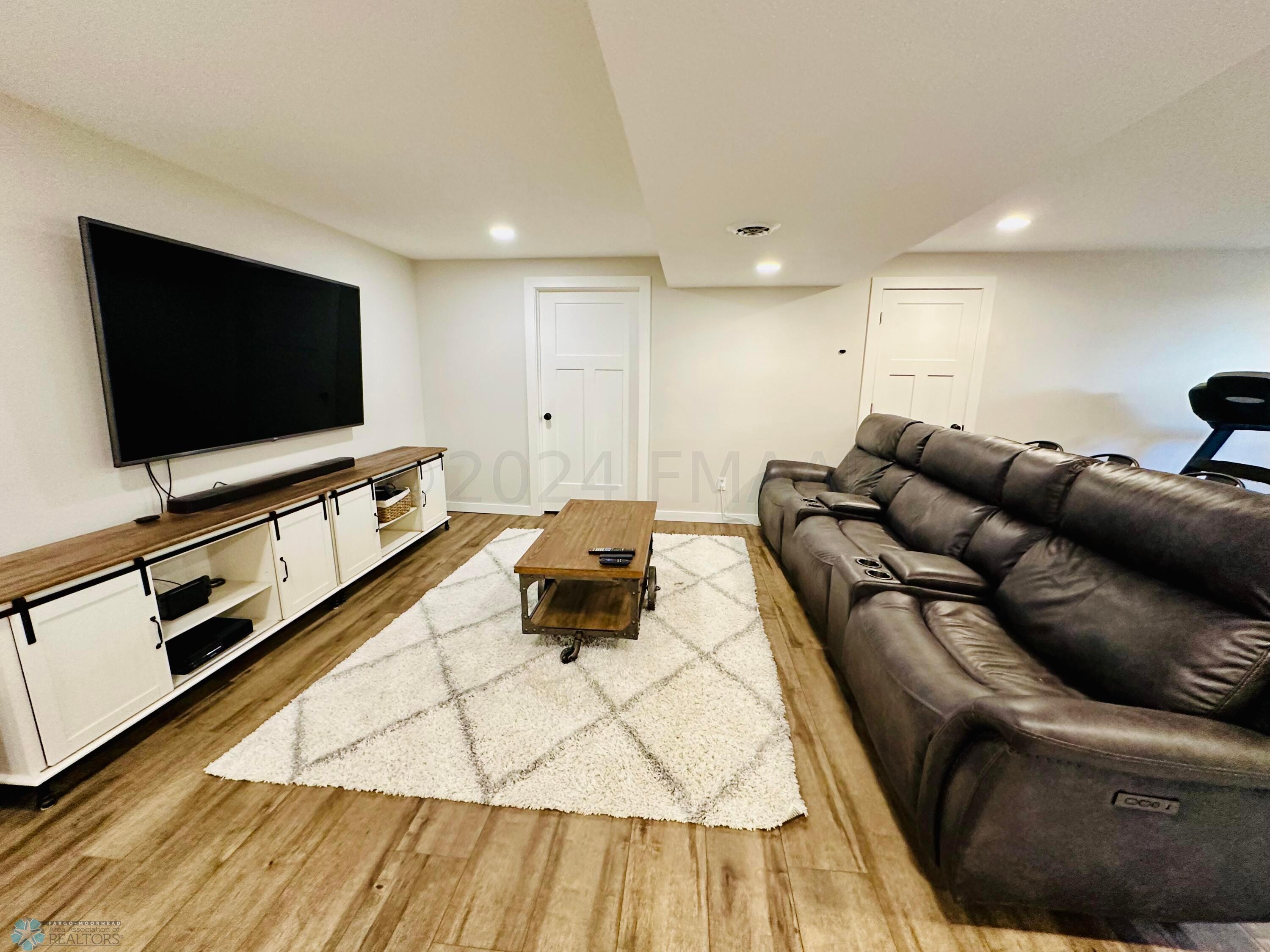 22. Family room 3