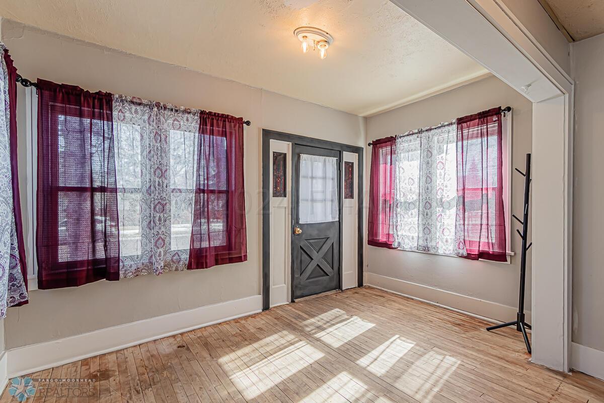 1007 14th St S, Fargo, ND-02