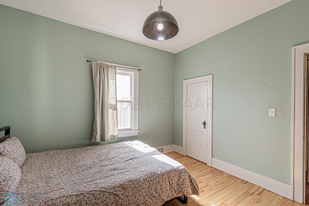 1007 14th St S, Fargo, ND-13