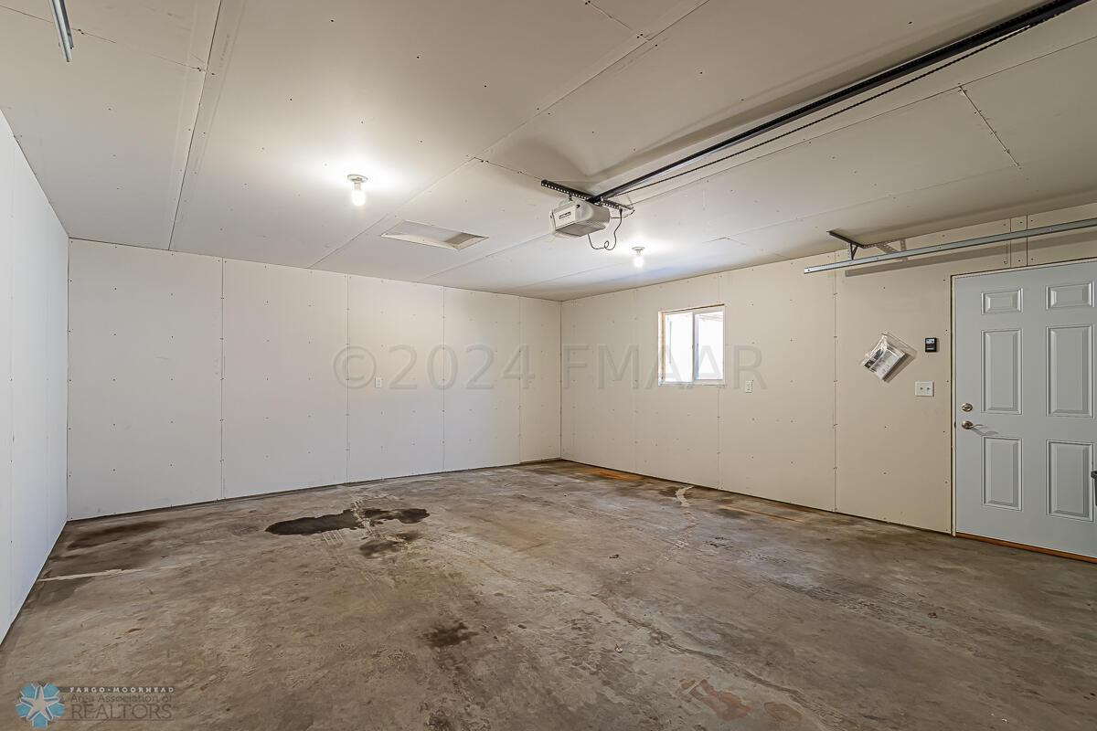 1007 14th St S, Fargo, ND-24