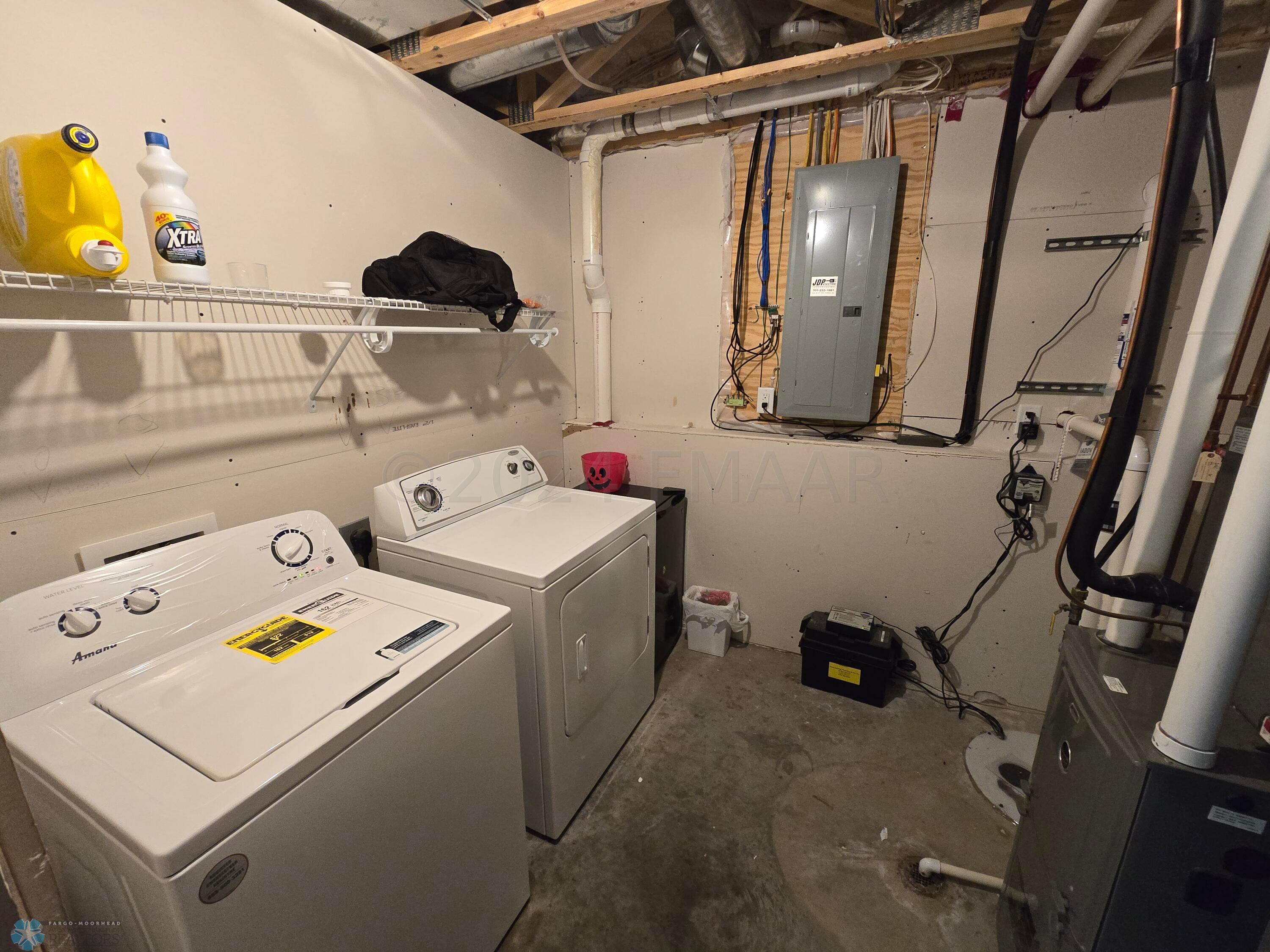 Lower laundry
