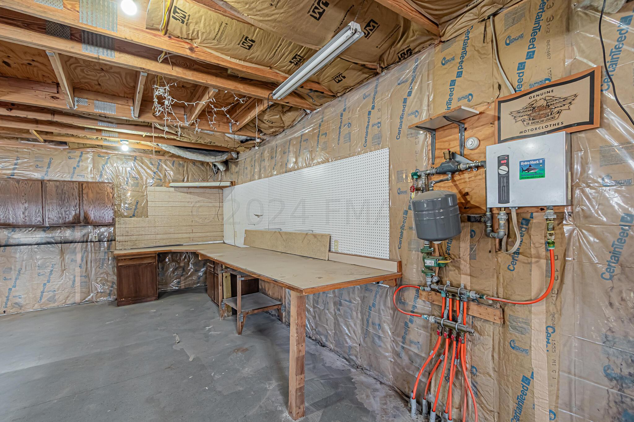 353 Ninth Ave S, Fargo, ND 58103-12