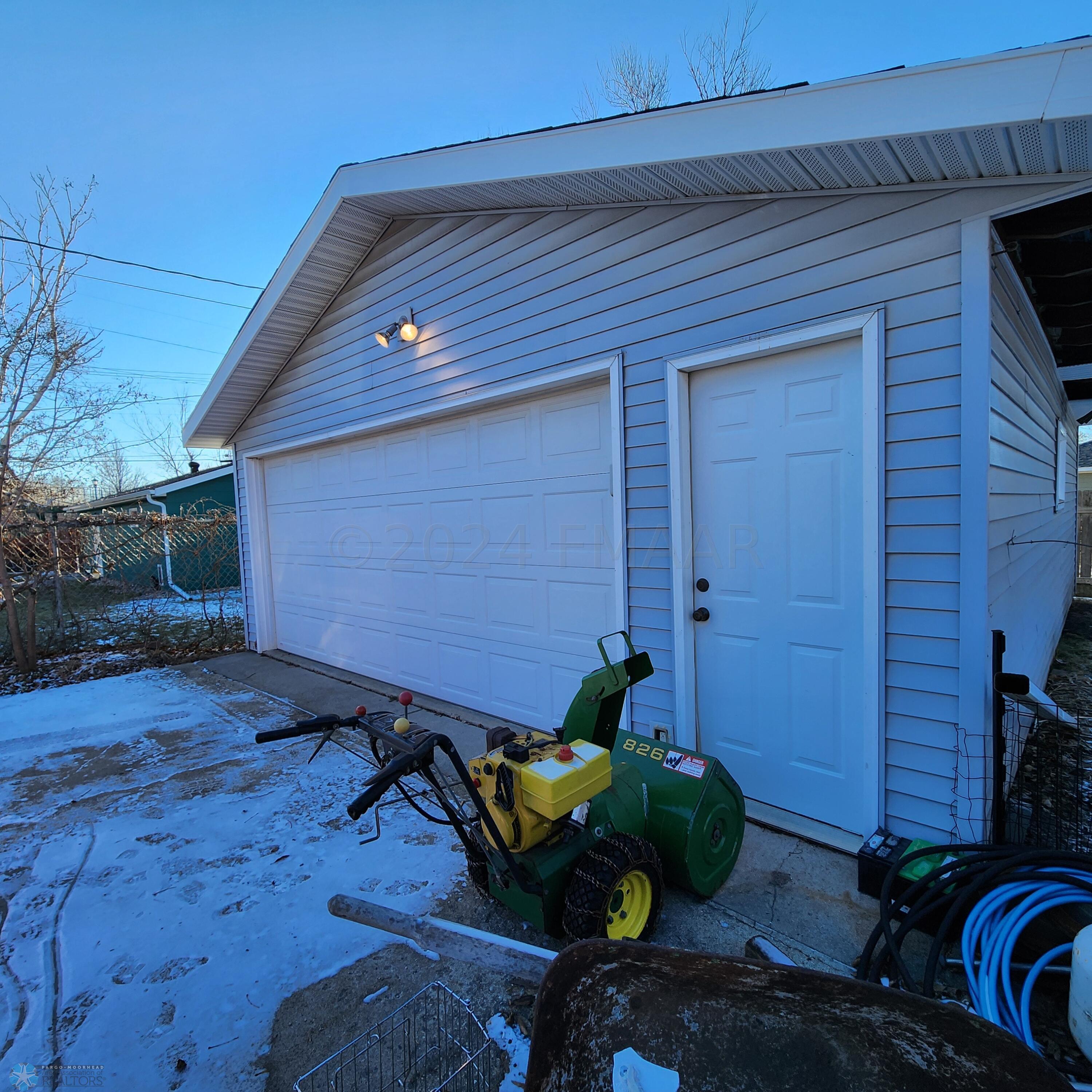 Garage