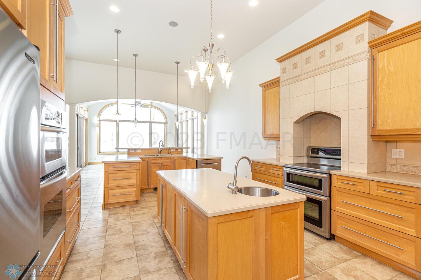 Kitchen w/ Two Islands