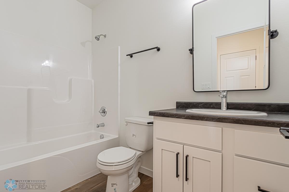 7344 30th St S, Fargo, ND-20.jpg