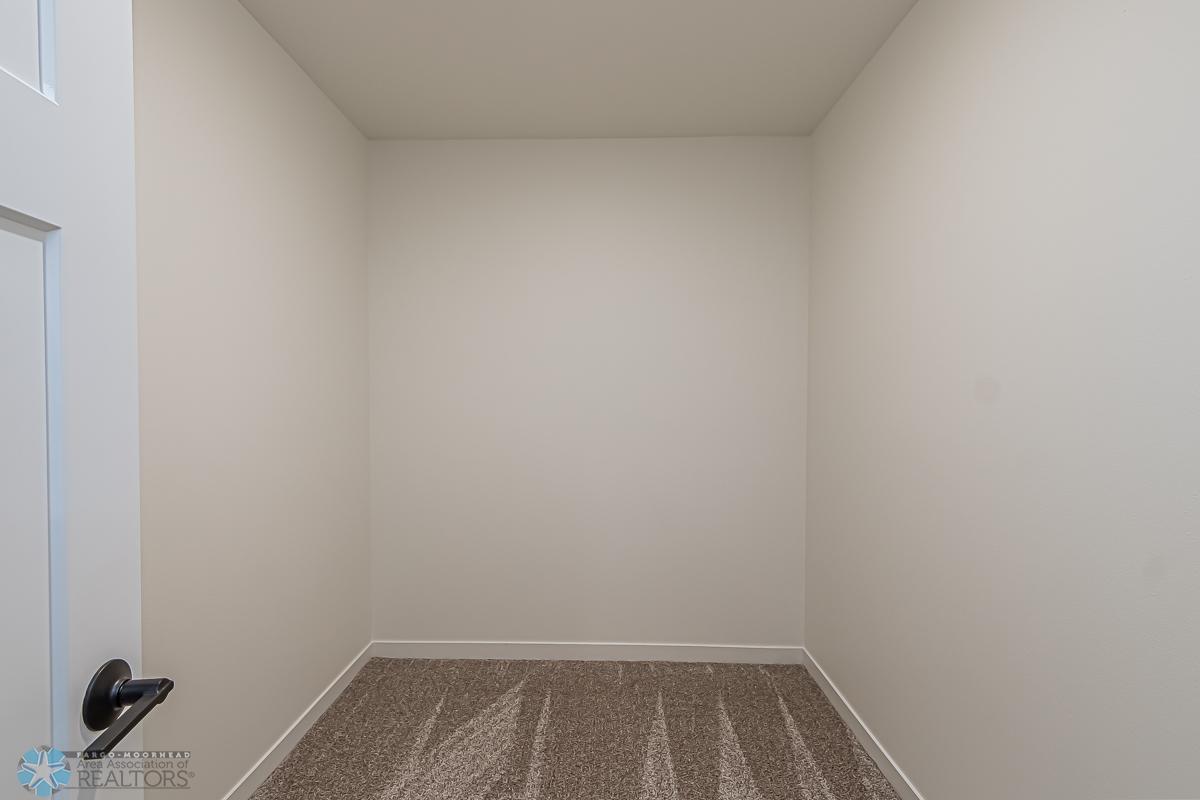 7344 30th St S, Fargo, ND-33.jpg