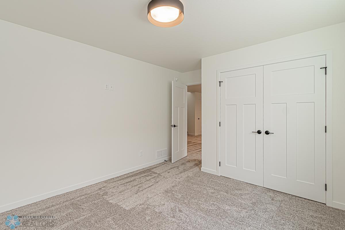 7344 30th St S, Fargo, ND-32.jpg
