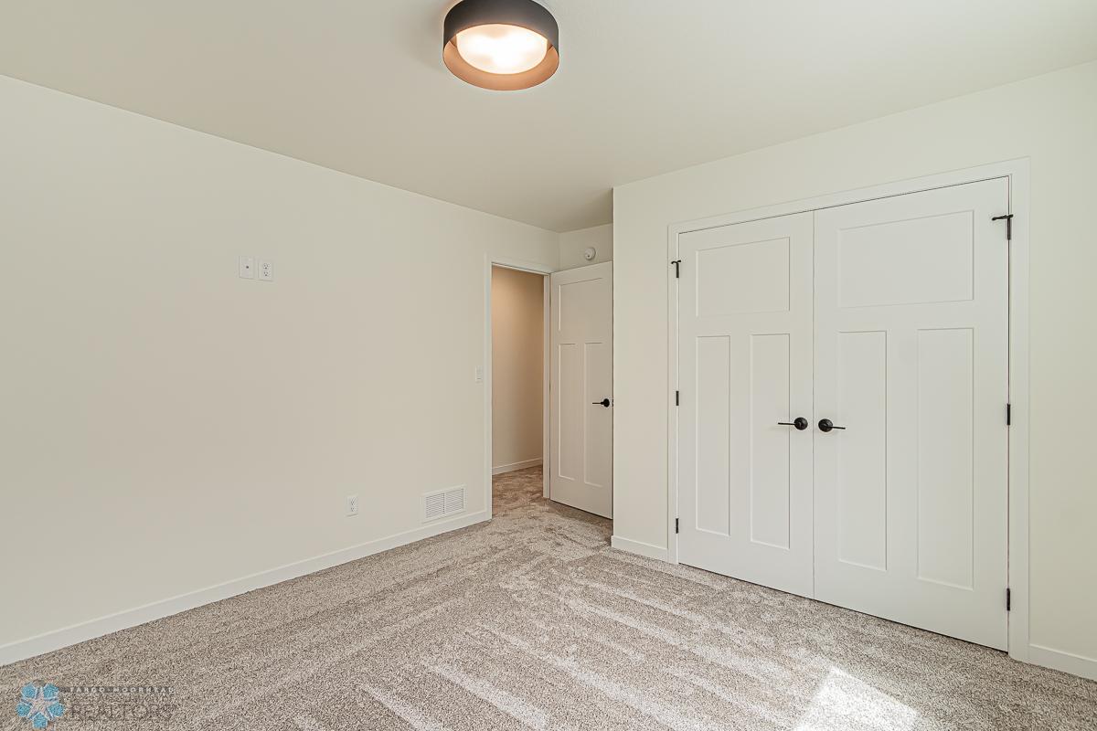 7344 30th St S, Fargo, ND-39.jpg
