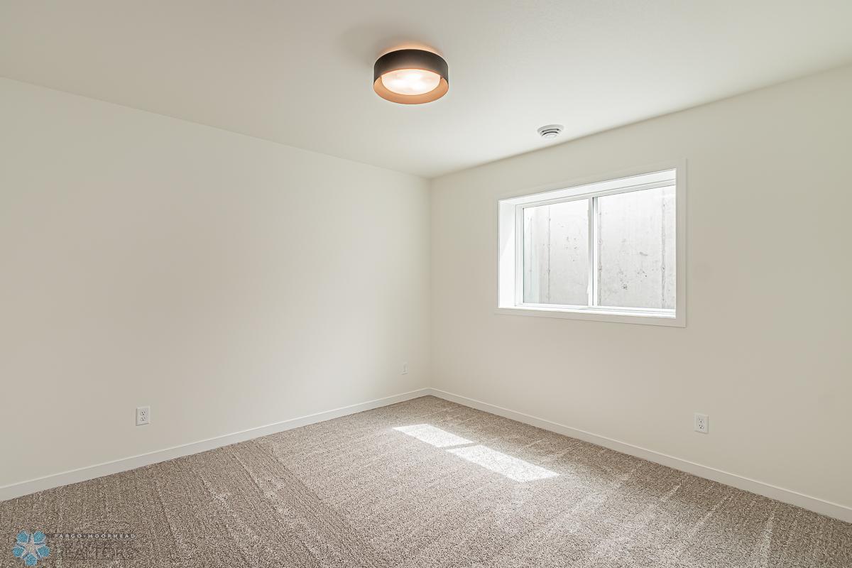 7344 30th St S, Fargo, ND-40.jpg
