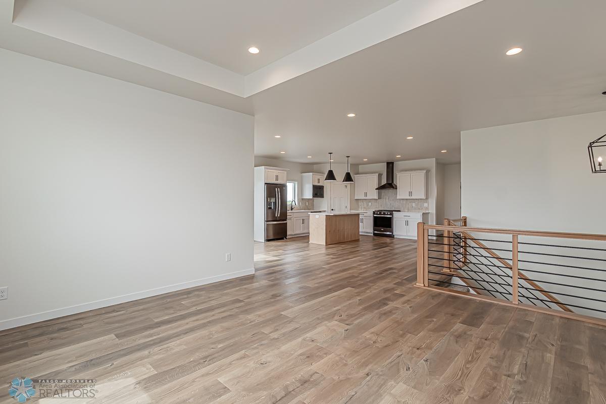 7344 30th St S, Fargo, ND-18.jpg