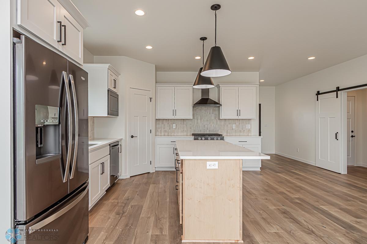 7344 30th St S, Fargo, ND-10.jpg