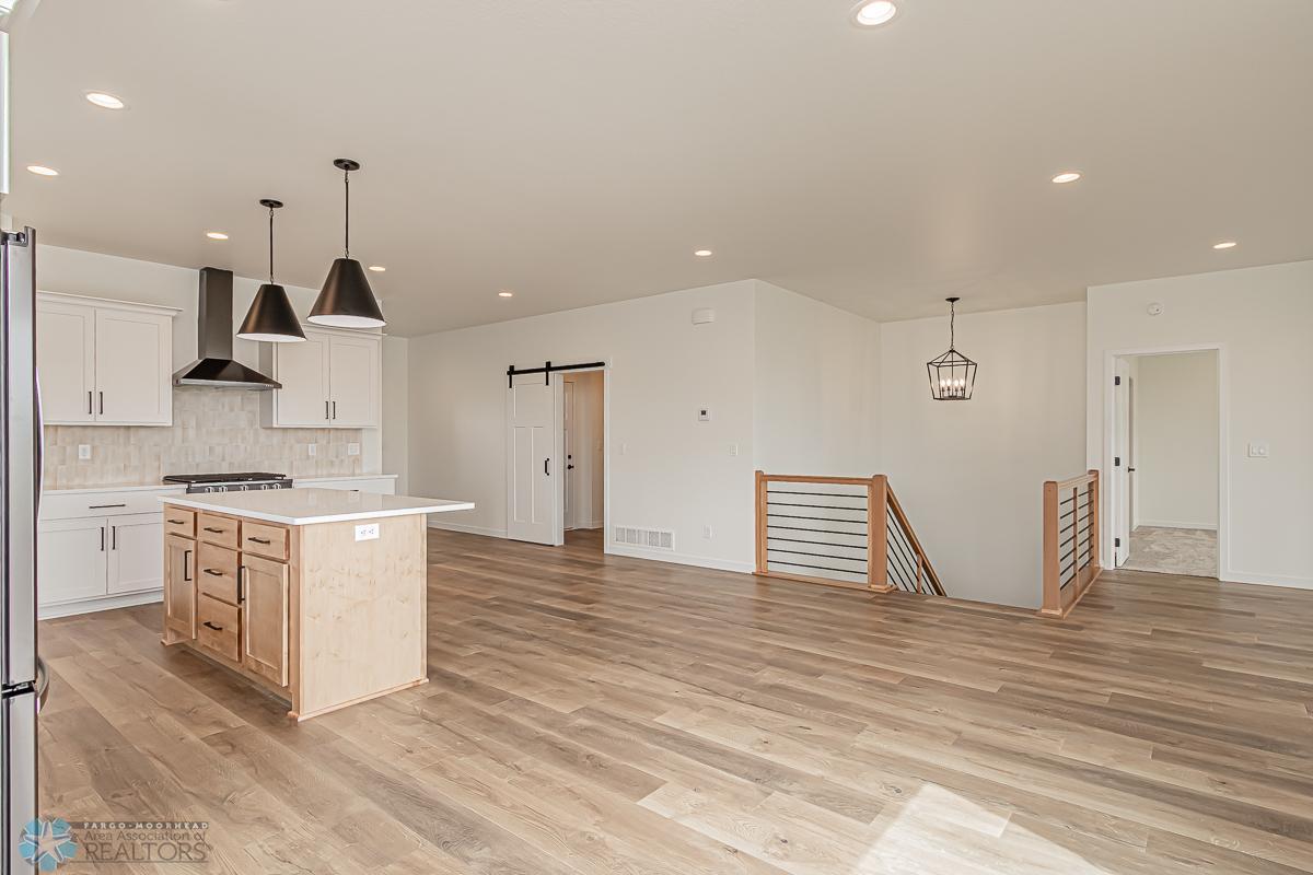 7344 30th St S, Fargo, ND-14.jpg