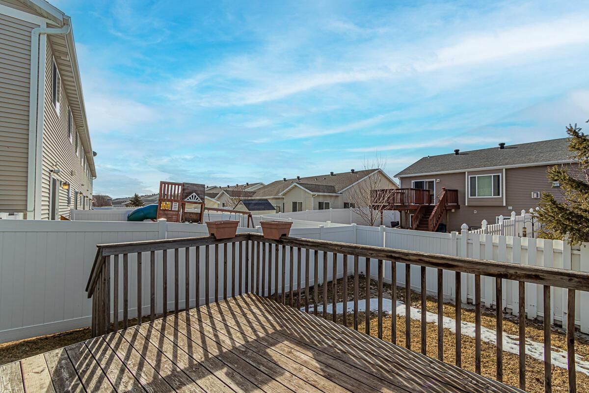 4233 51st St S Fargo, ND-21