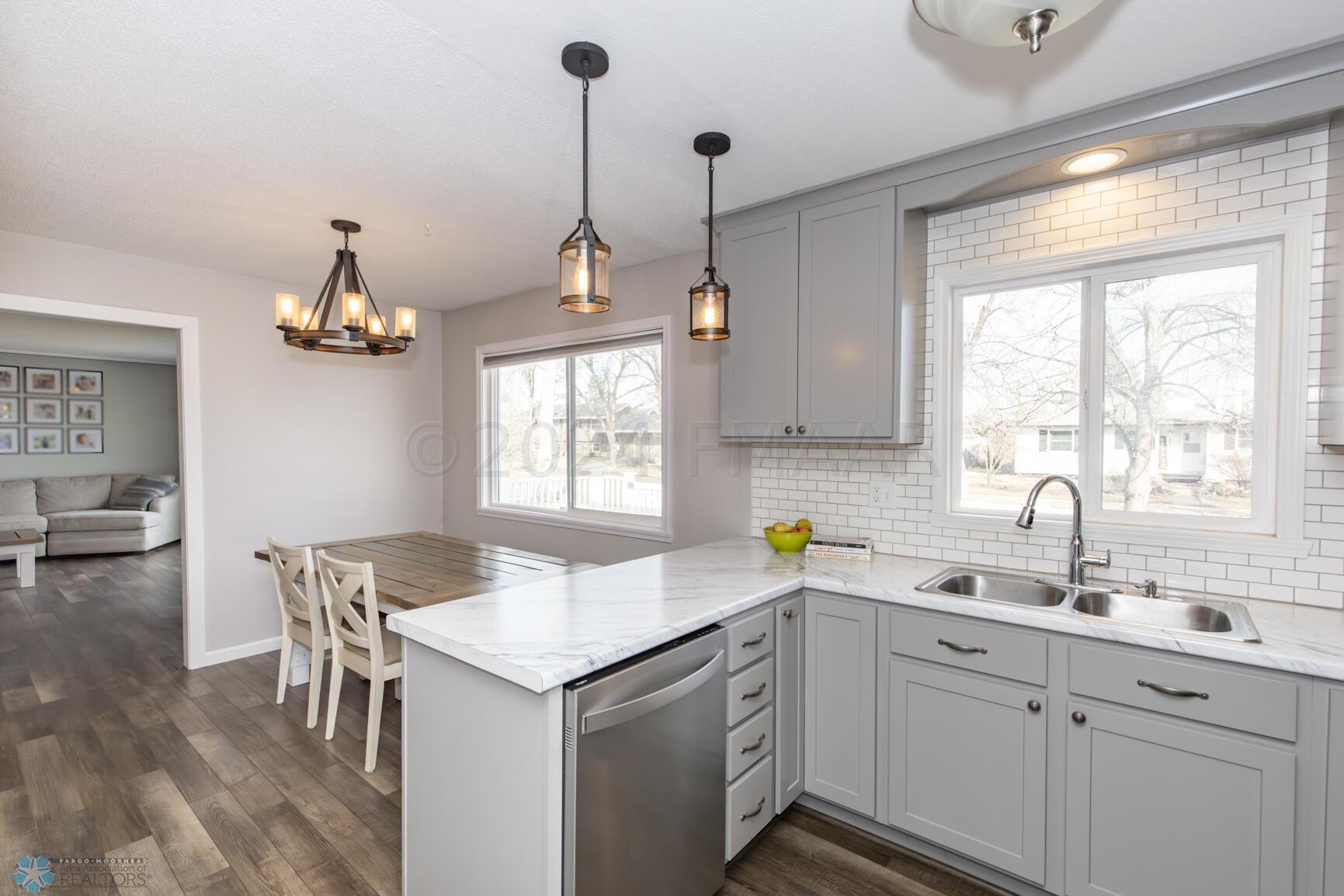 Kitchen/Dining