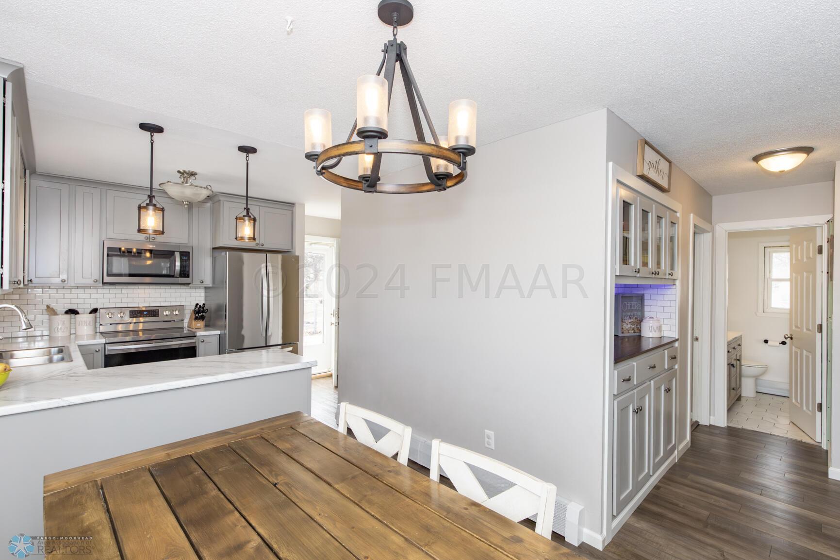 Kitchen/Dining