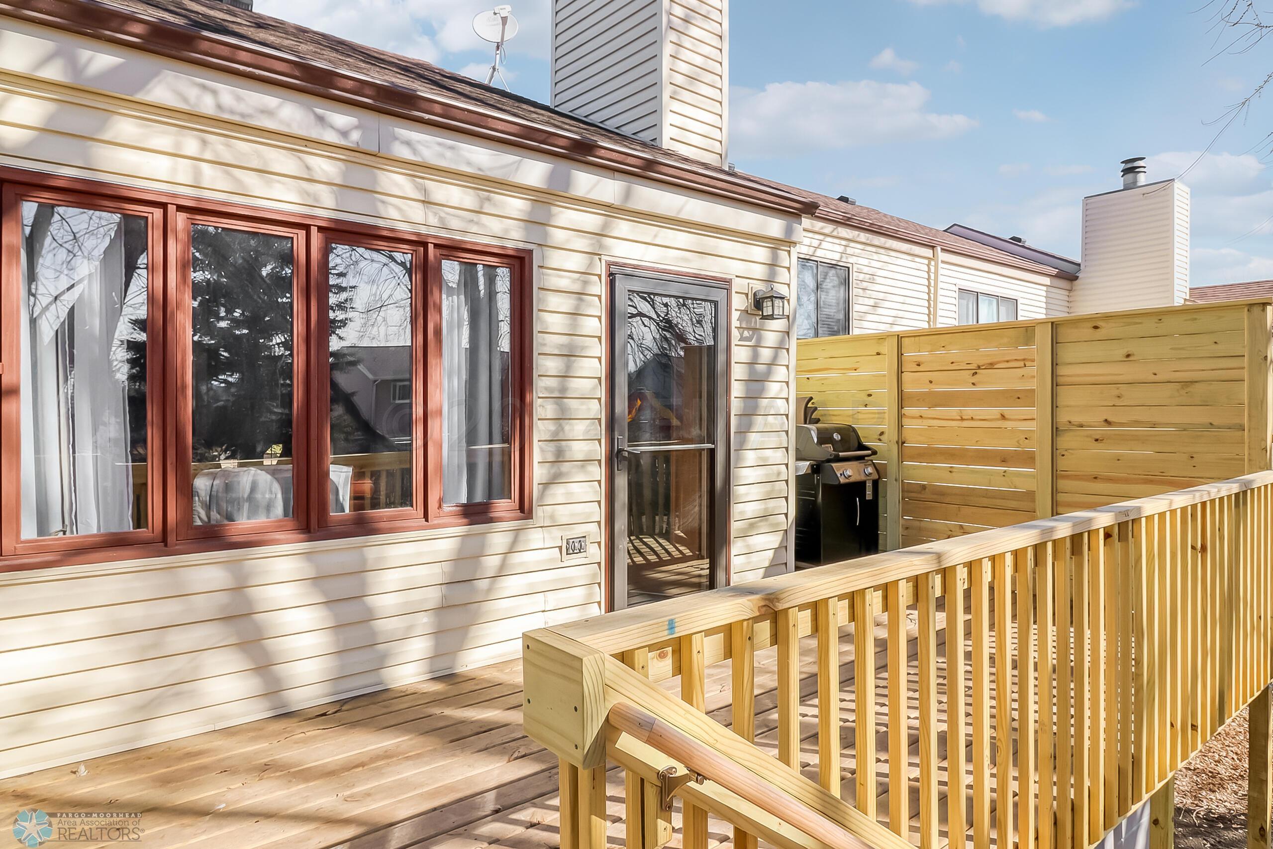 Backyard_Deck1_0