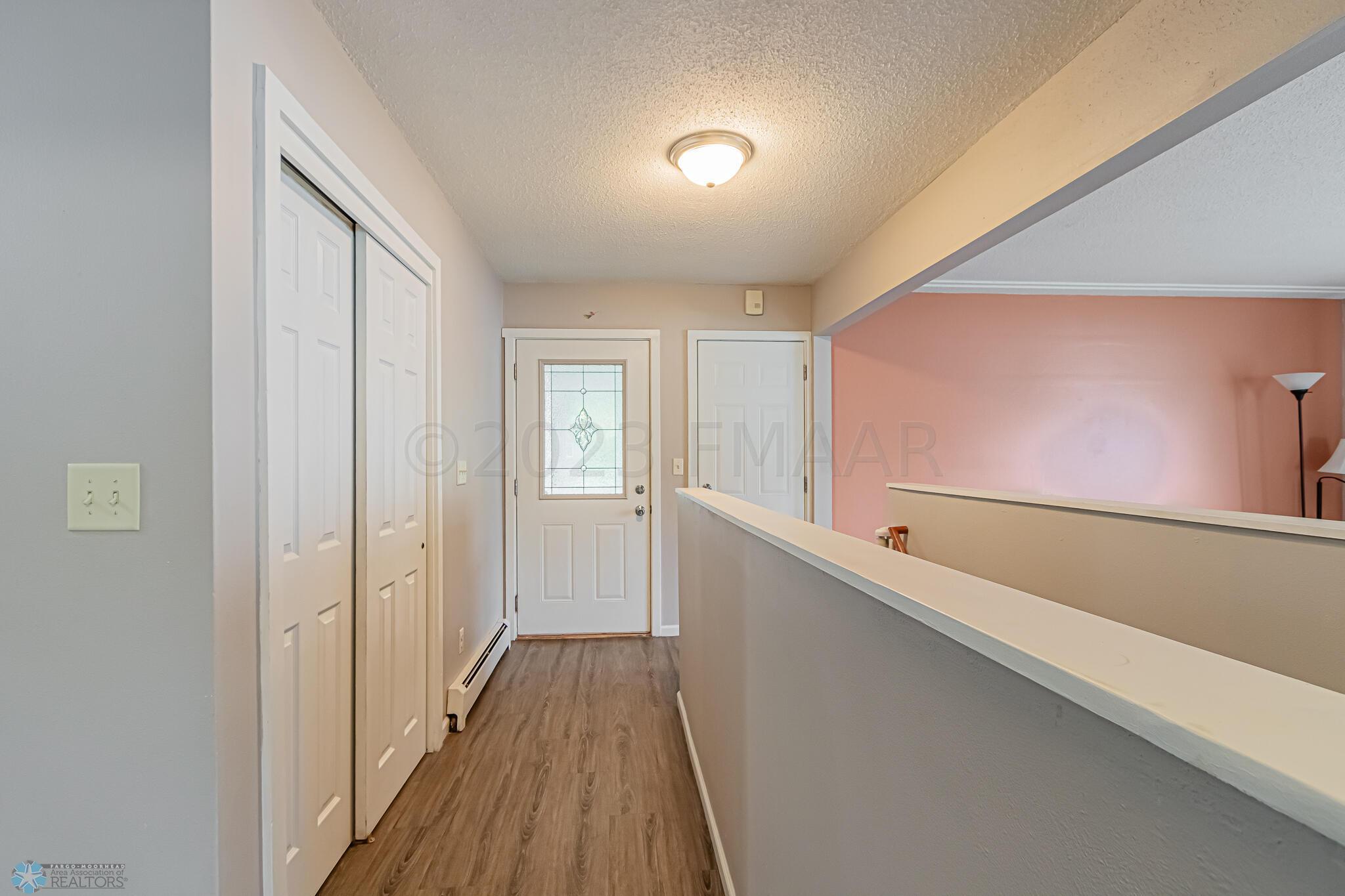 213 FOREST Avenue N, Fargo, ND 58102-10