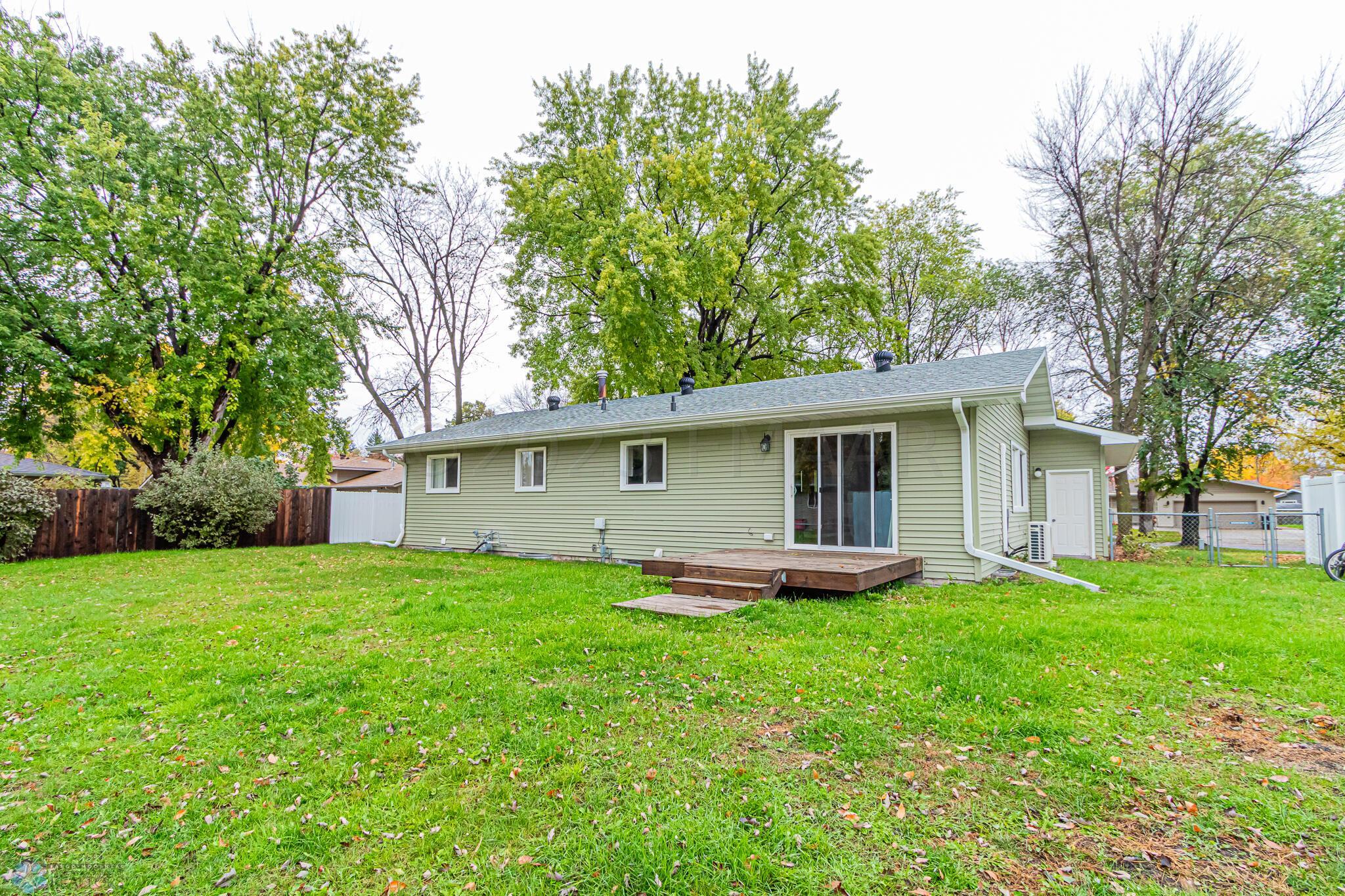 213 FOREST Avenue N, Fargo, ND 58102-35