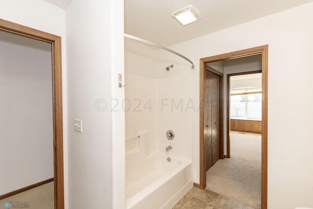 Full Bath