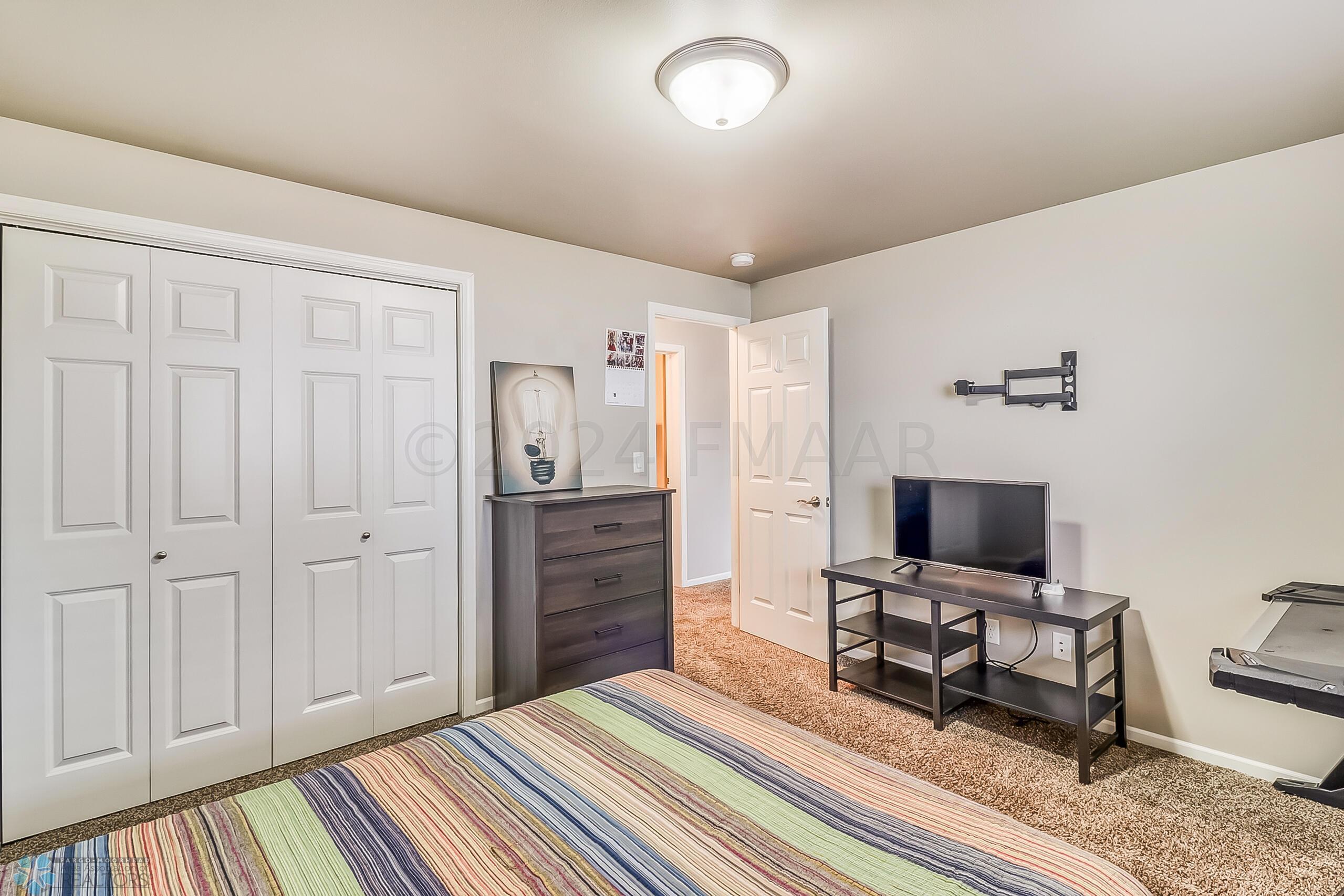 43Basement Bedroom1_2
