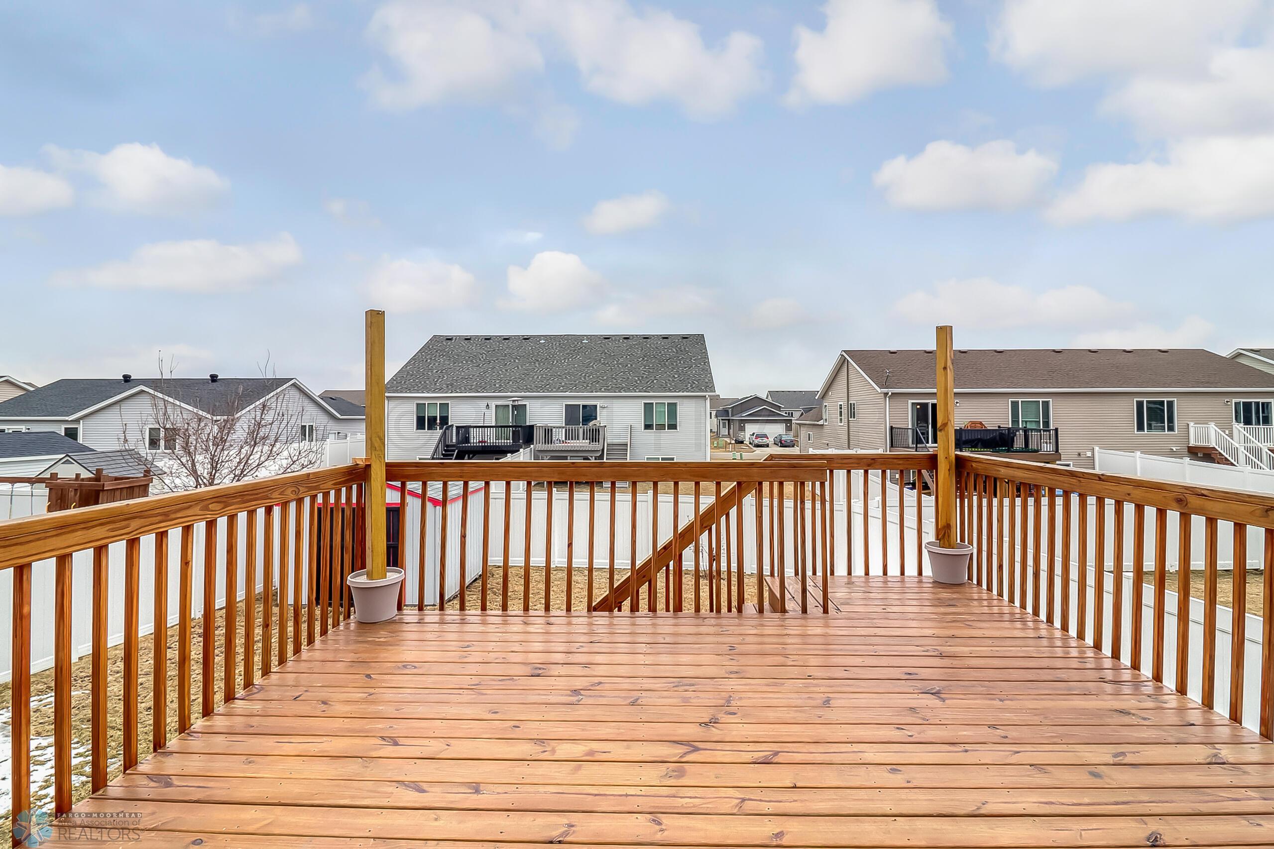 Backyard_deck1_0