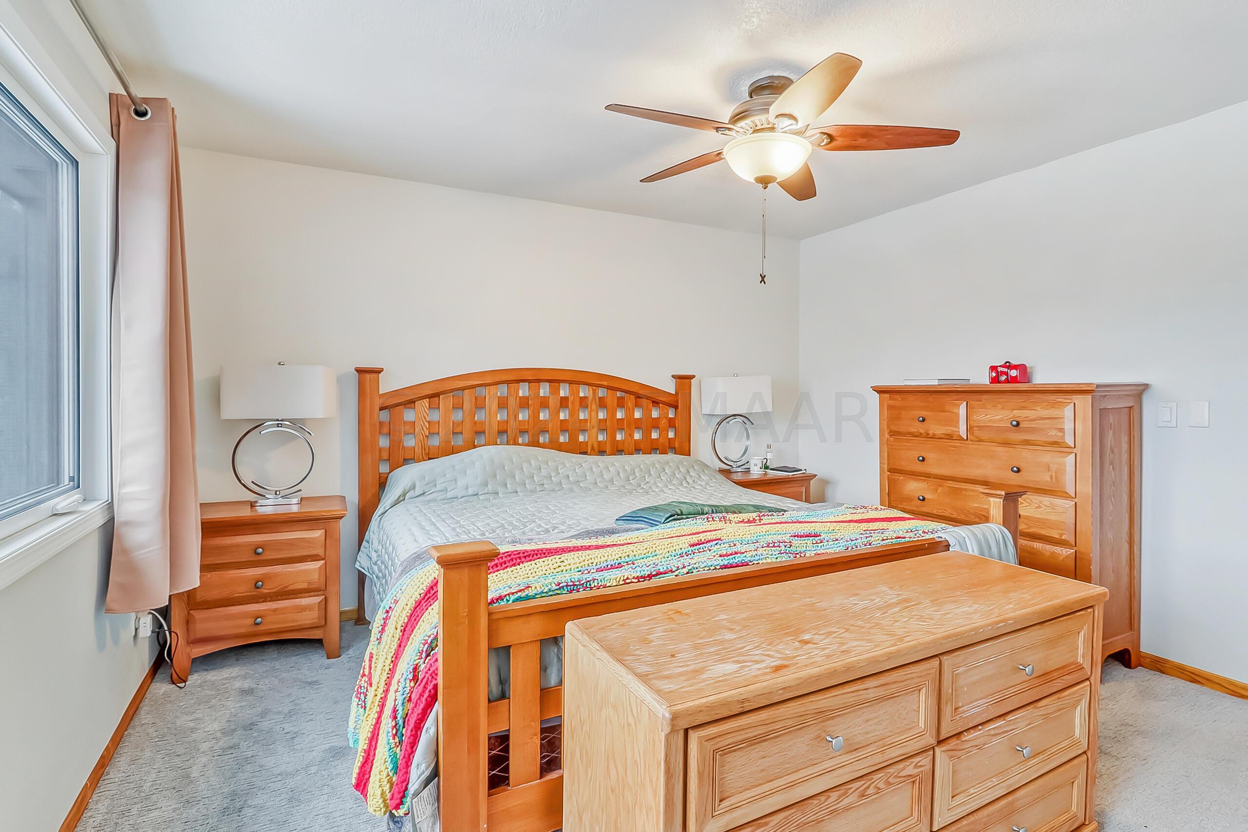 Bedroom1_2