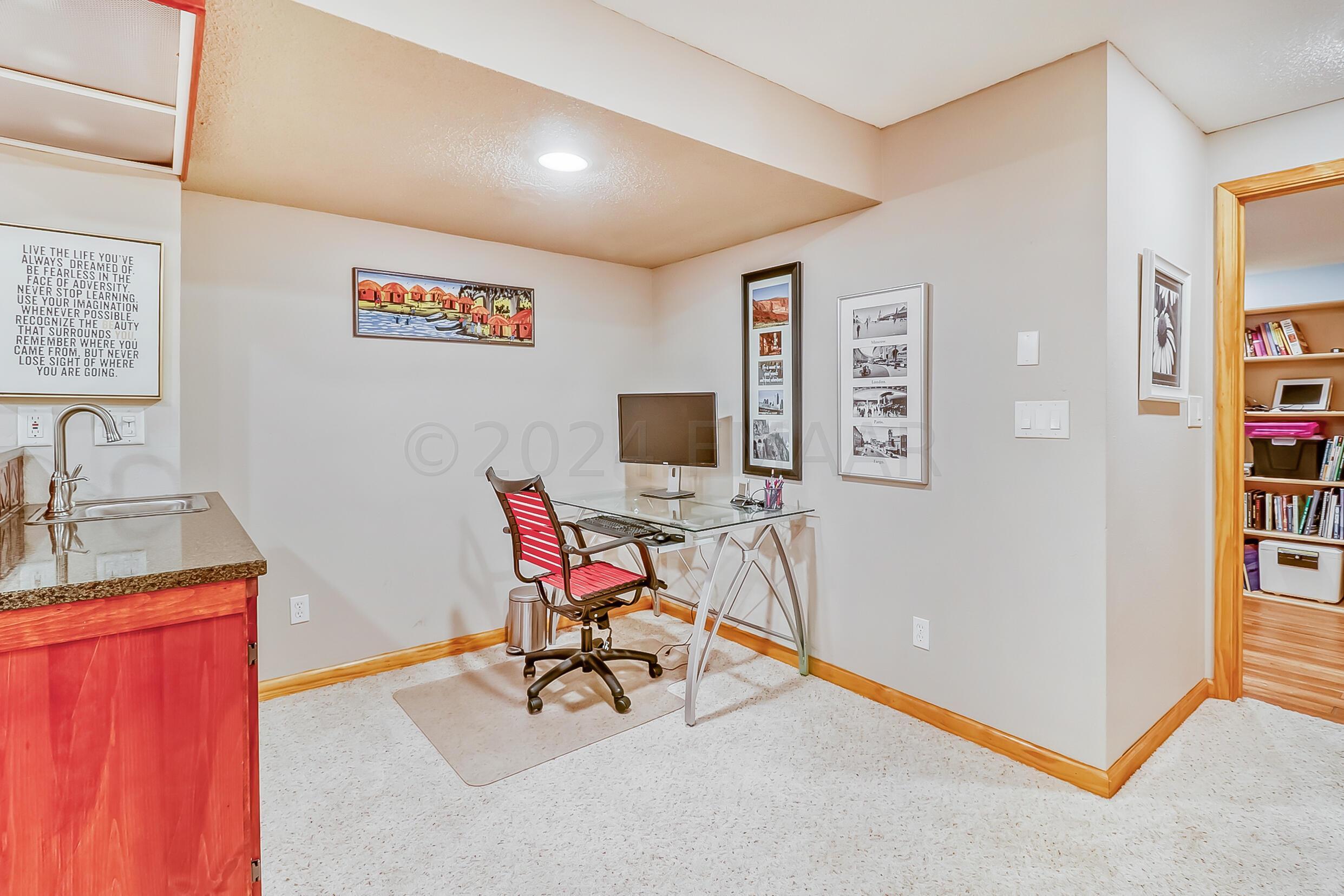 Basement Bar1_4