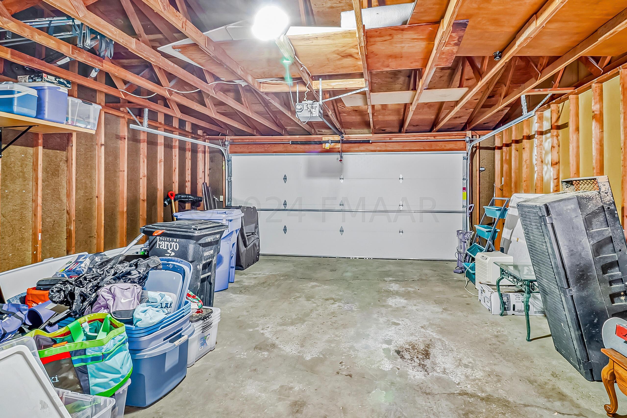 Garage_interior1_1
