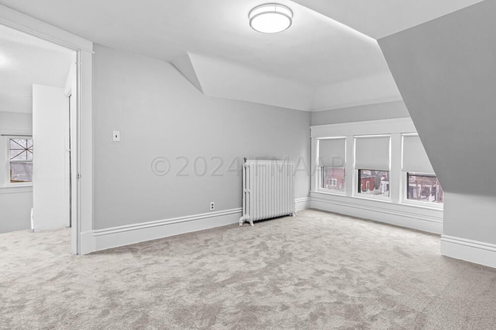 3rd Floor room