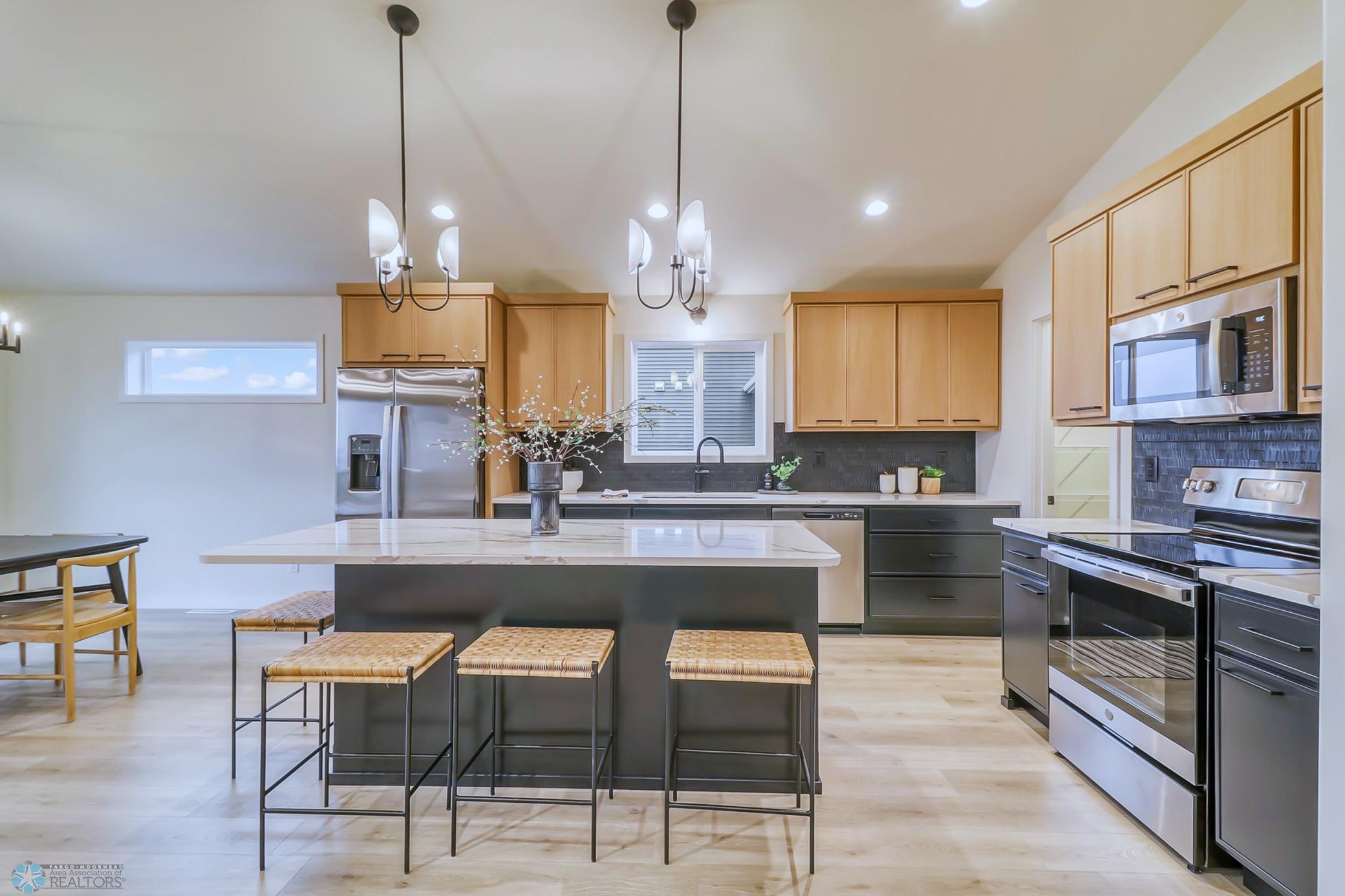 Kitchen1_).jpg