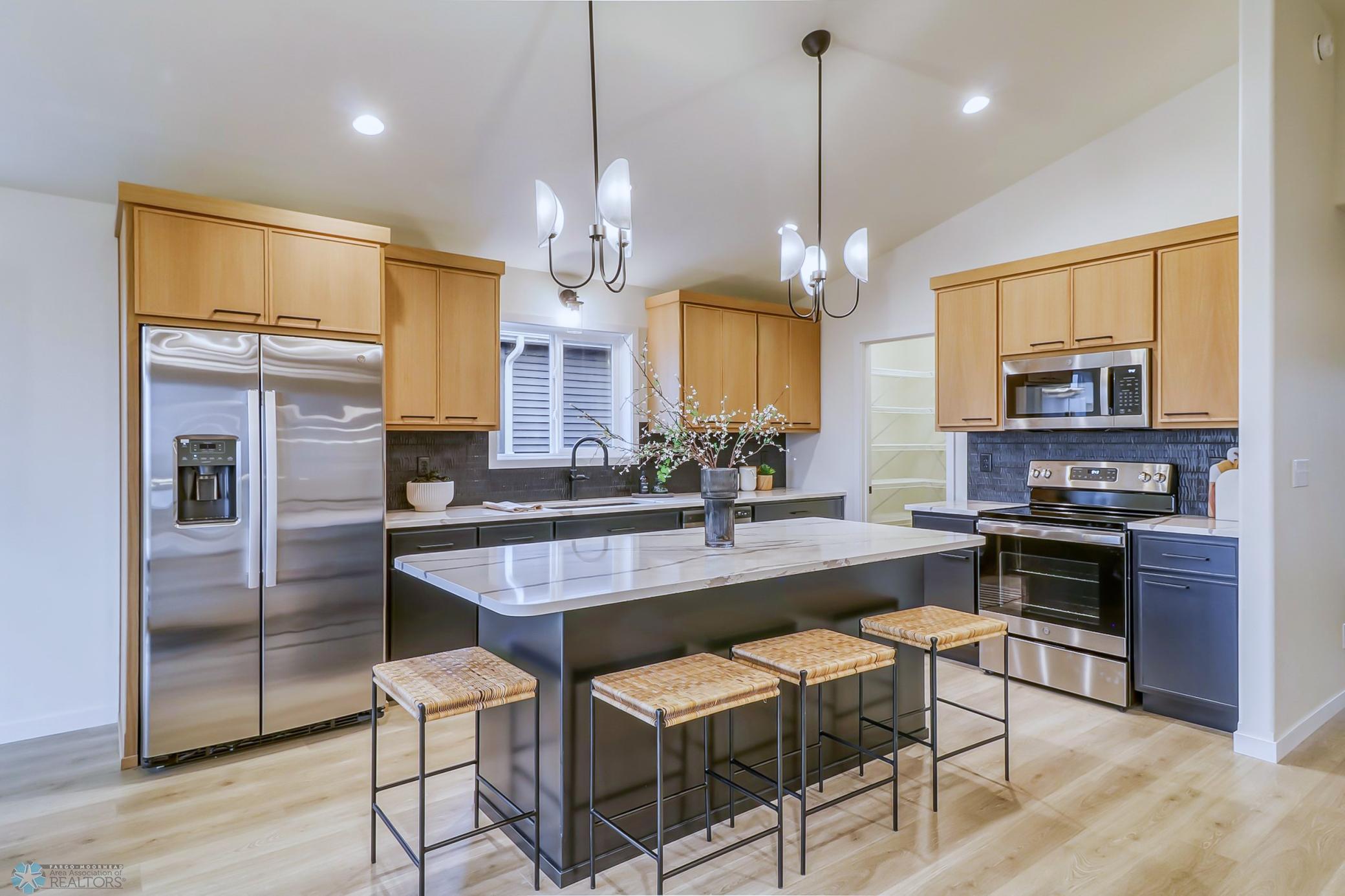 Kitchen1_1.jpg