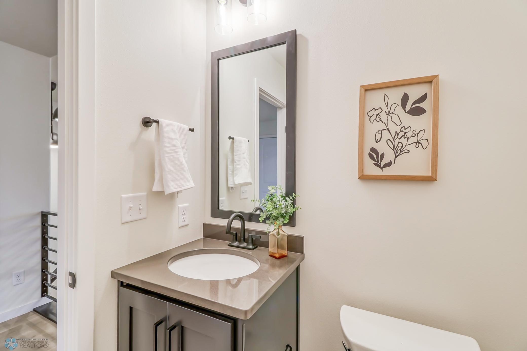 Bathroom1_1.jpg