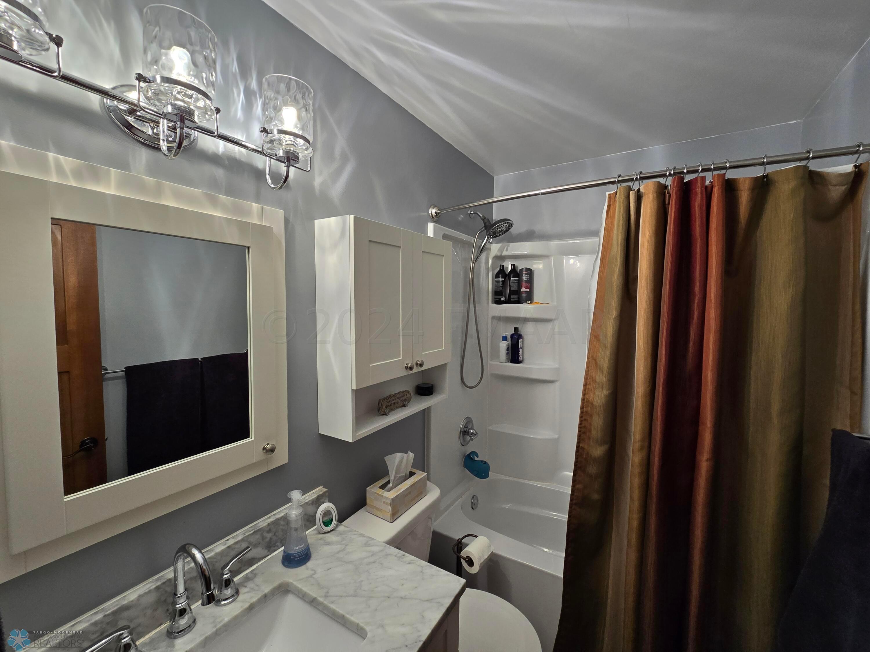 Full Bath main