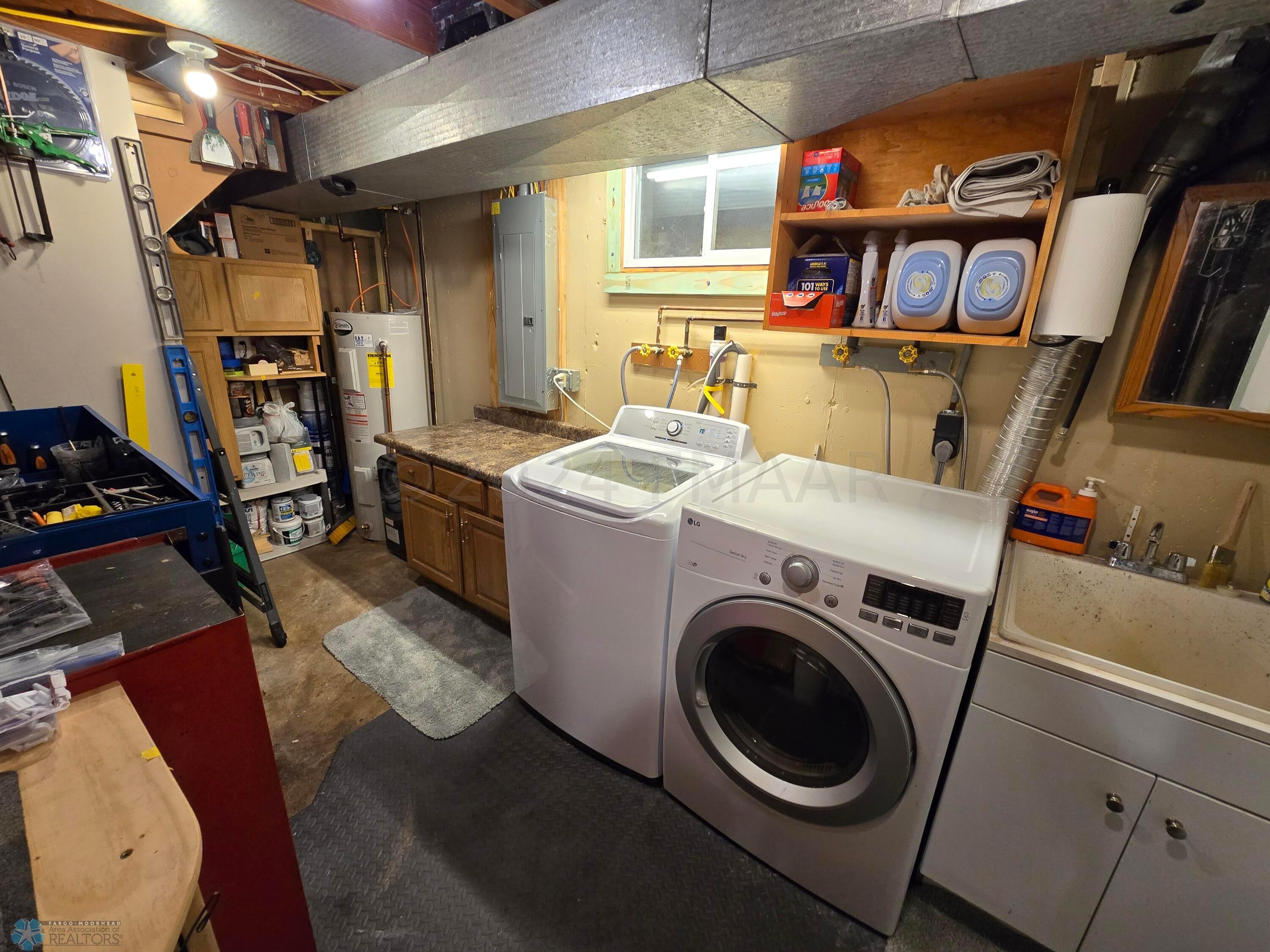 bsmt. laundry