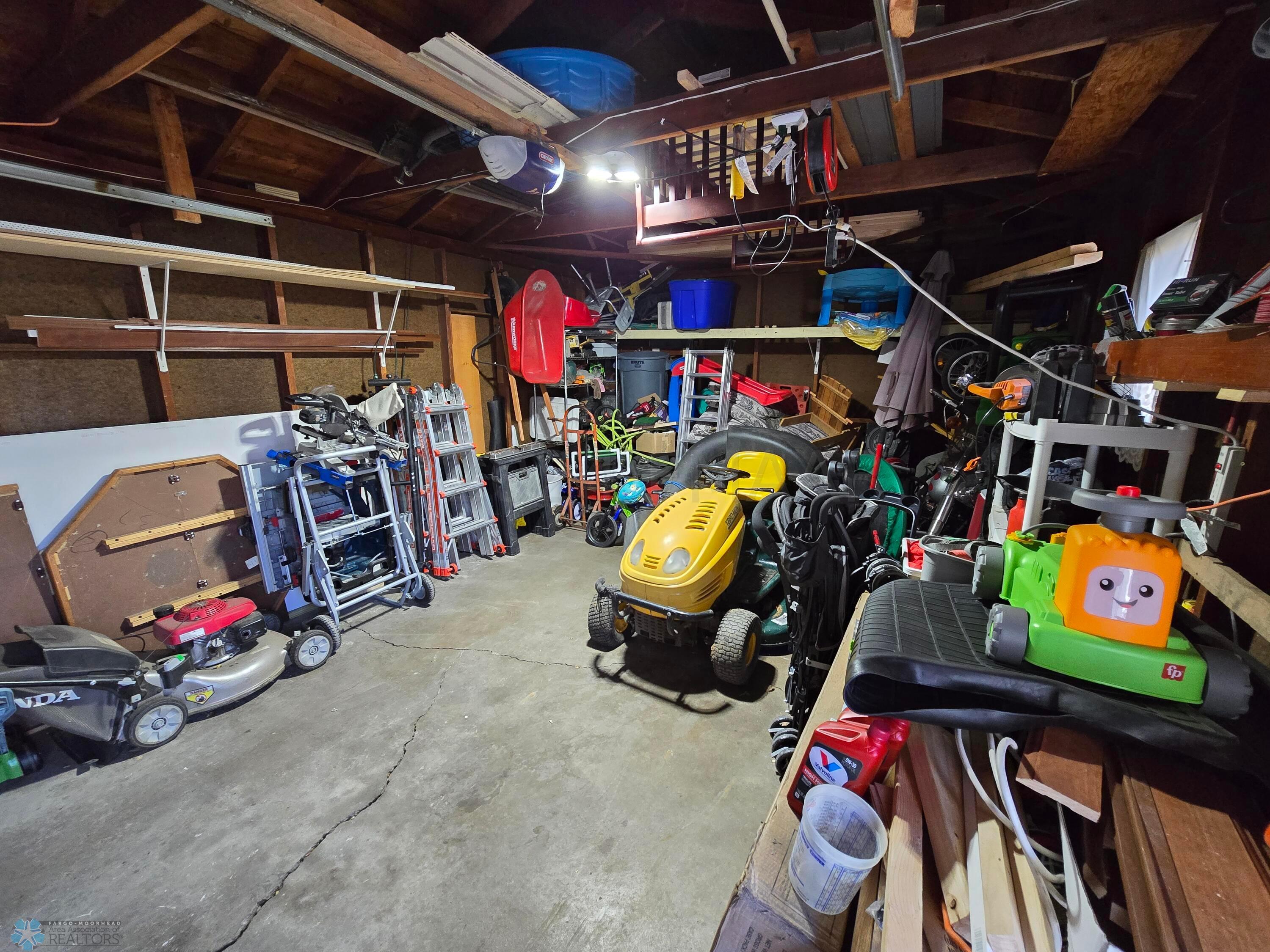 Garage.a