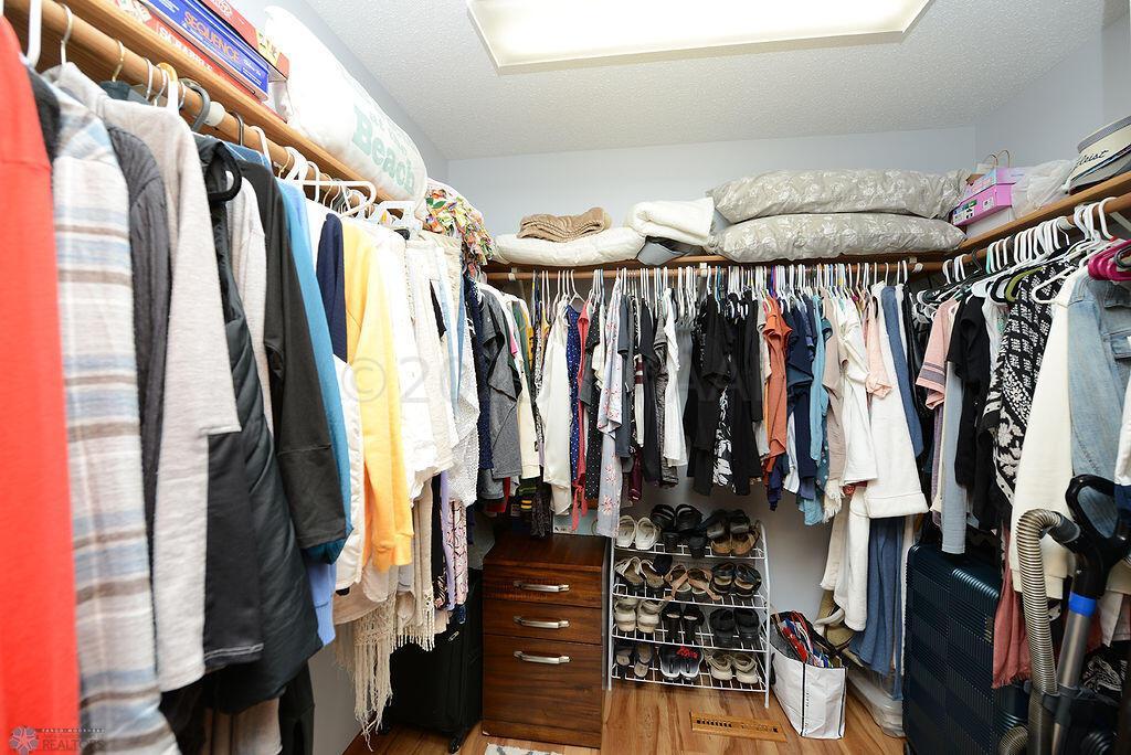 Primary Walk in Closet