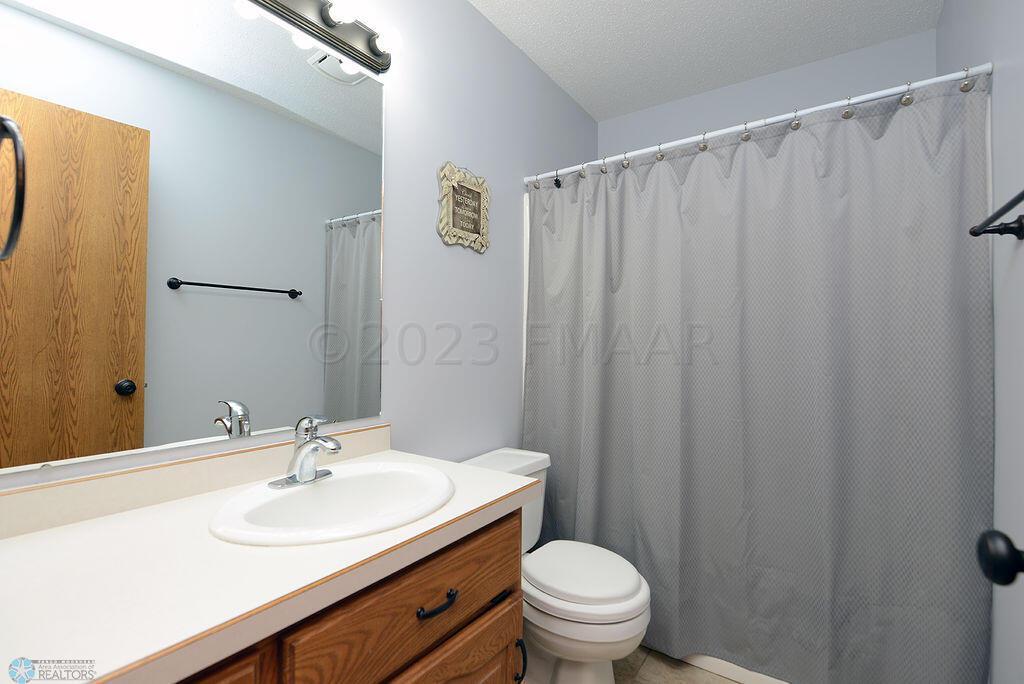 Upper Guest Bath